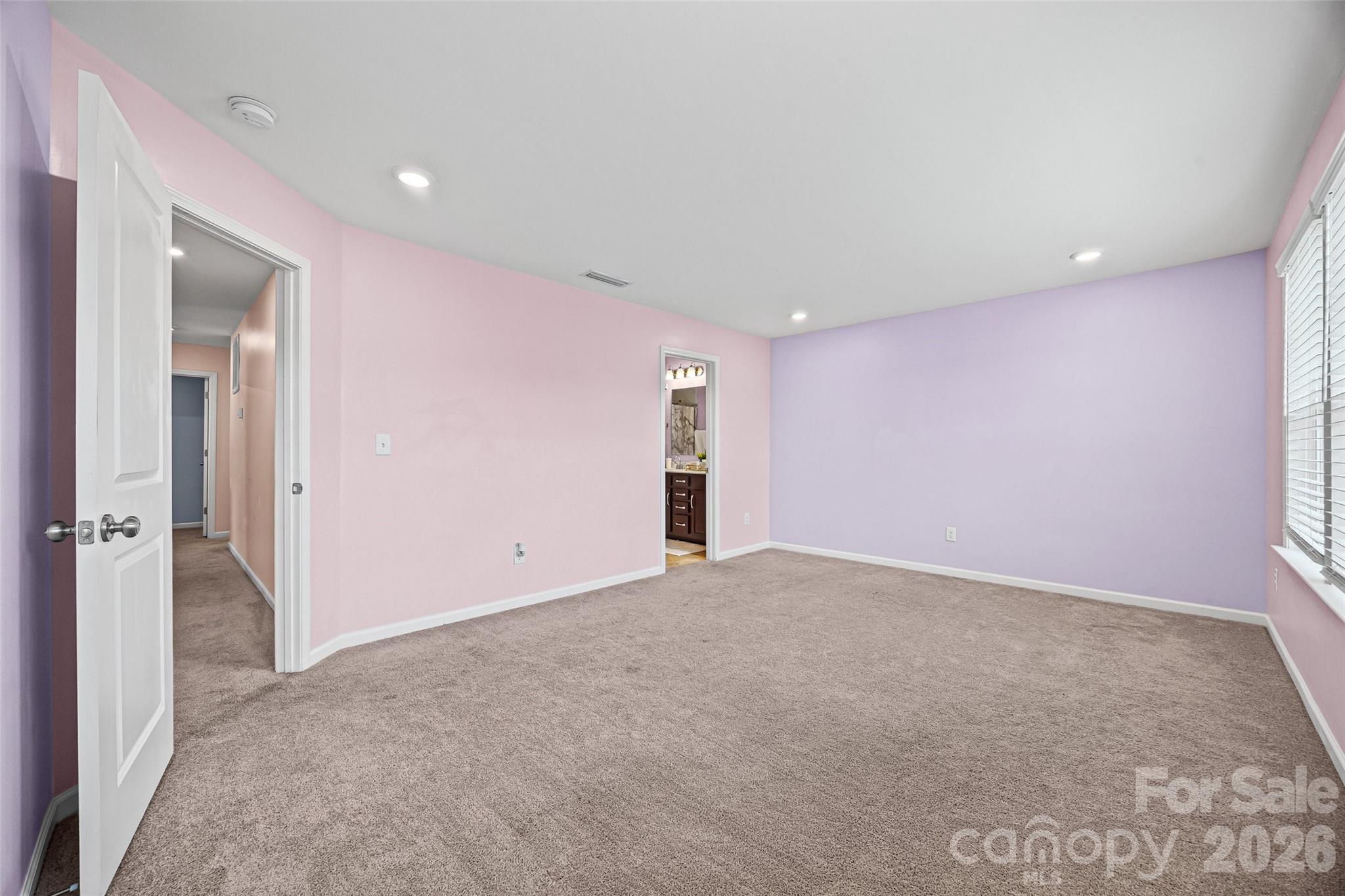 10210 Holly Park Drive Property Photo 18