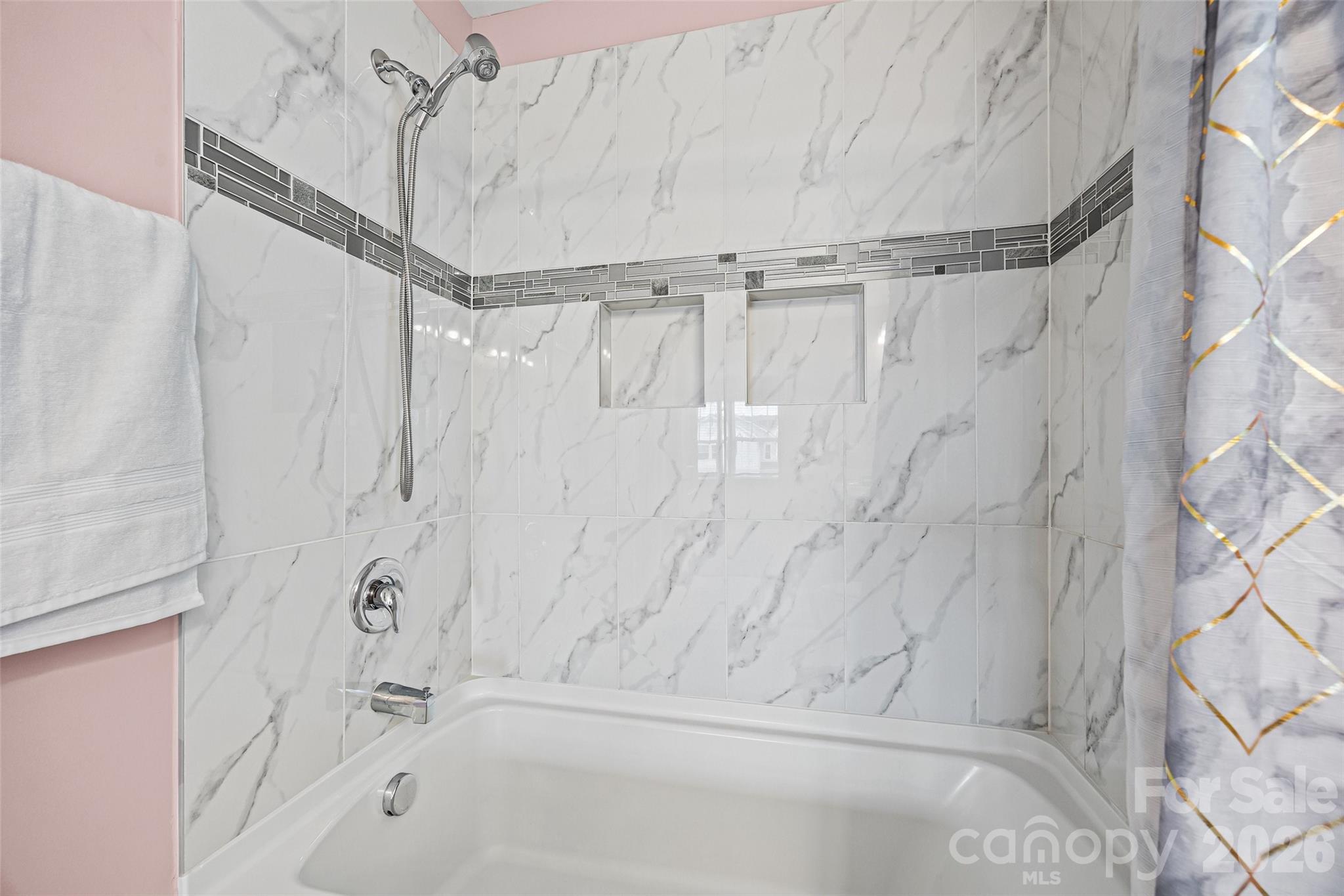 10210 Holly Park Drive Property Photo 22