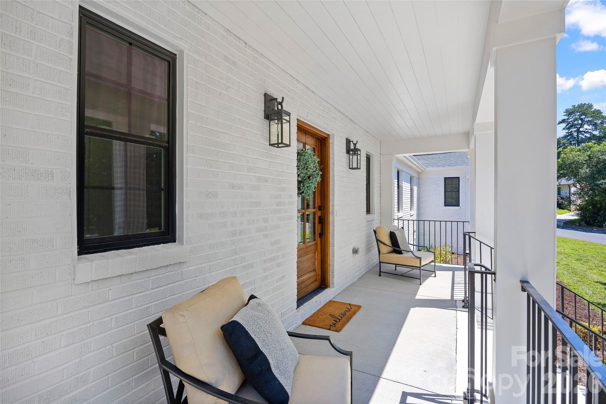 839 Montford Drive Property Photo 4