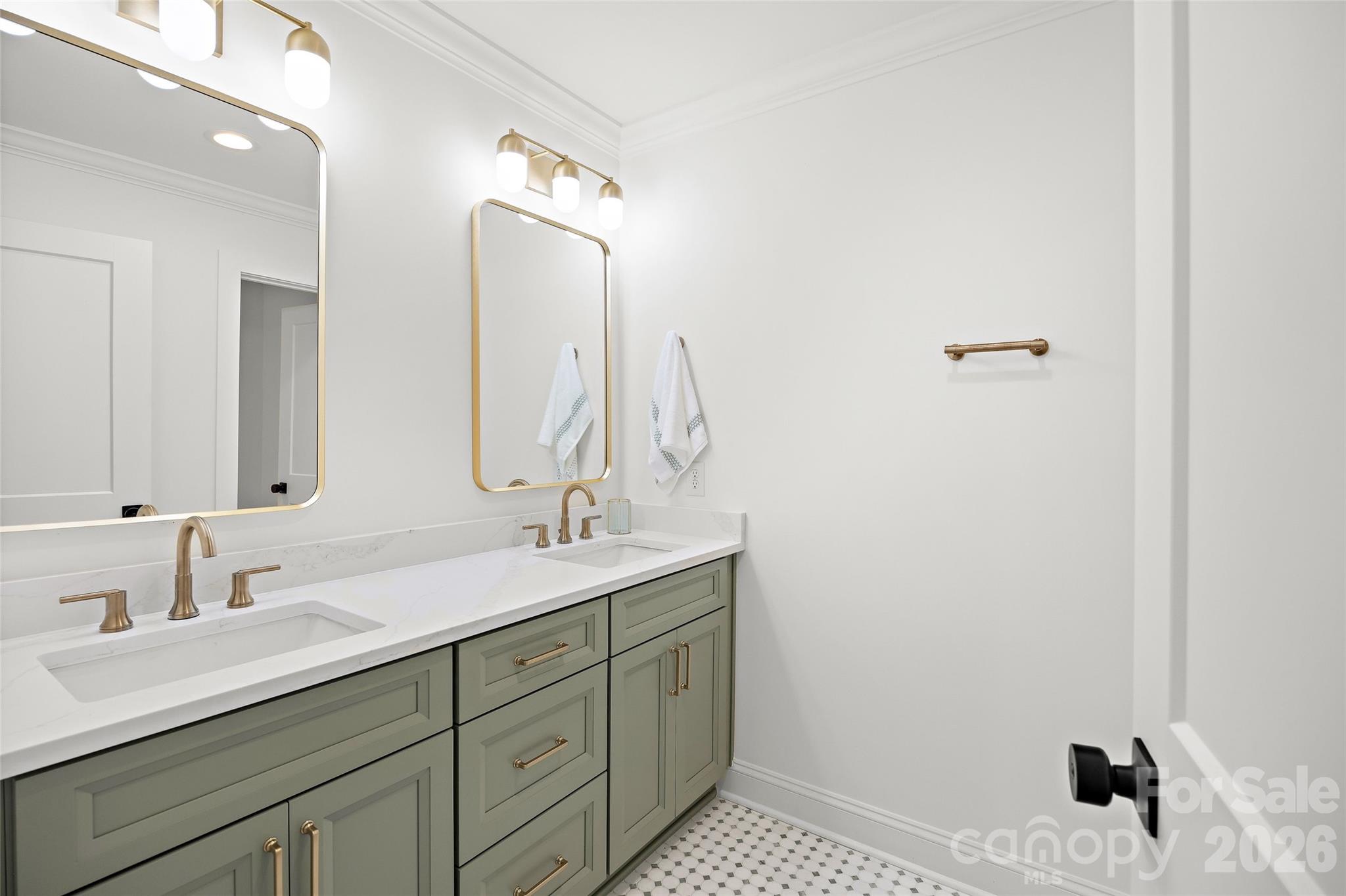 839 Montford Drive Property Photo 18