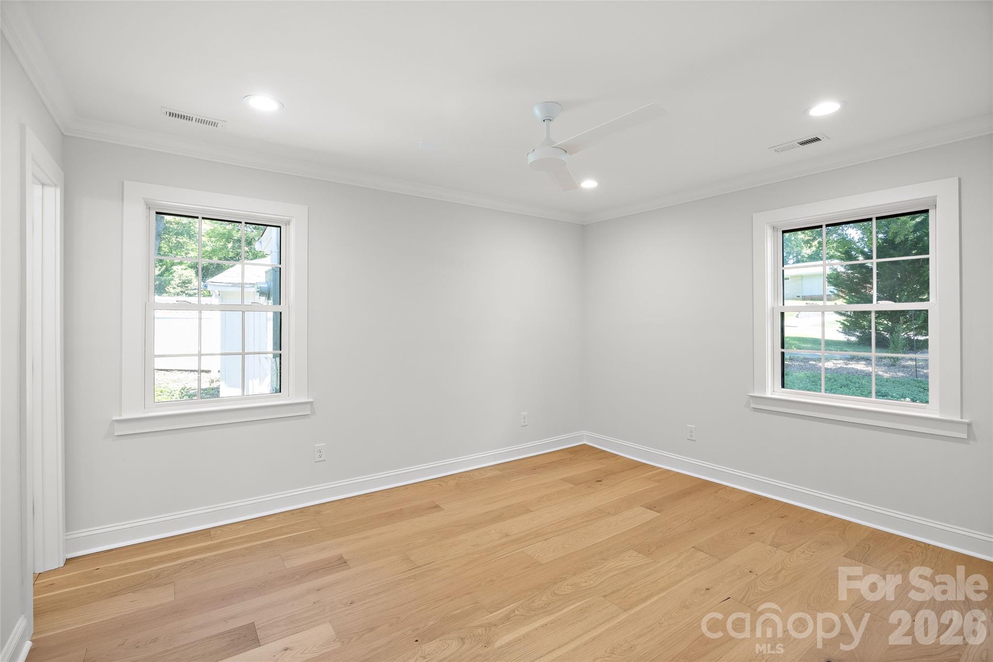 839 Montford Drive Property Photo 23