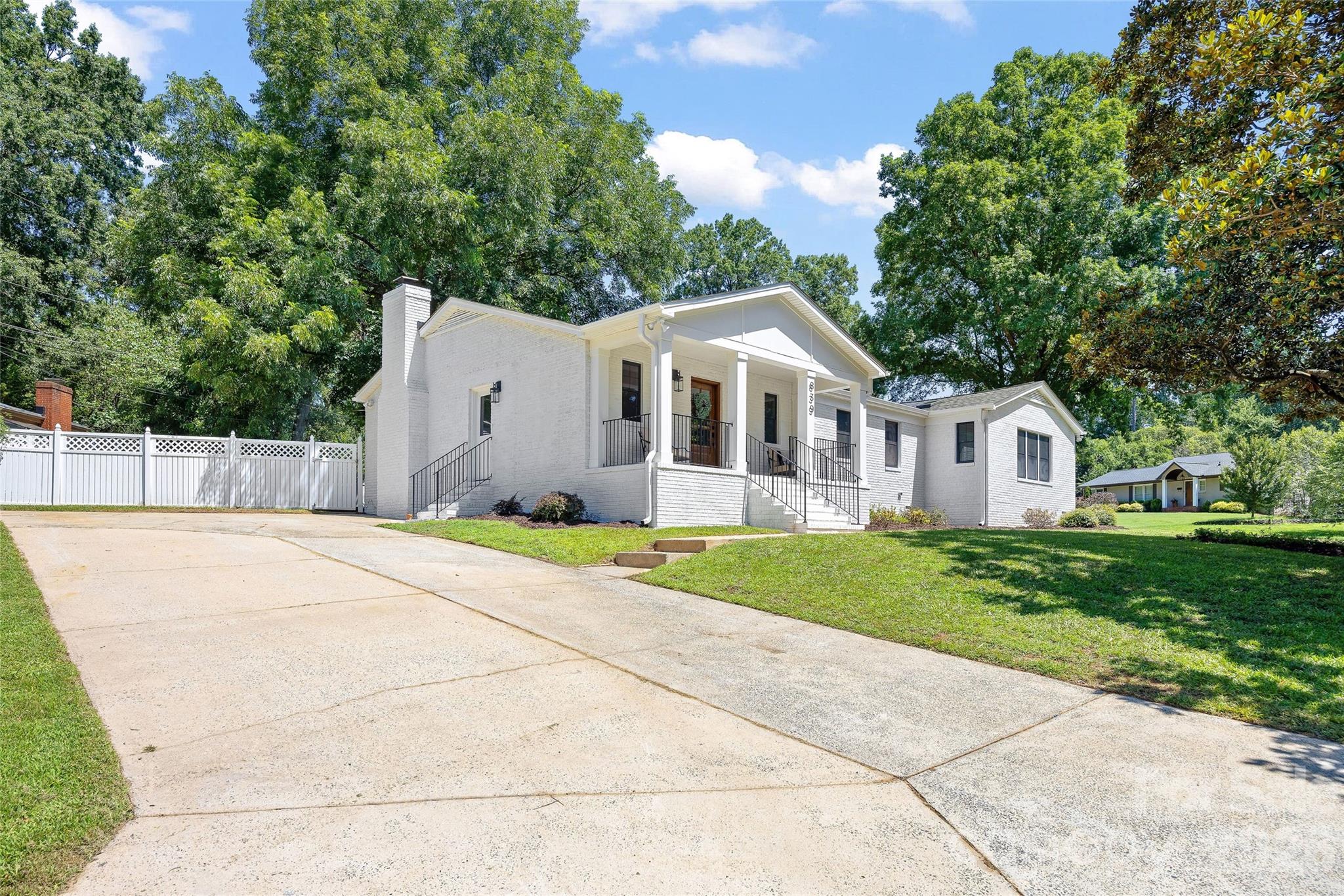 839 Montford Drive Property Photo 31