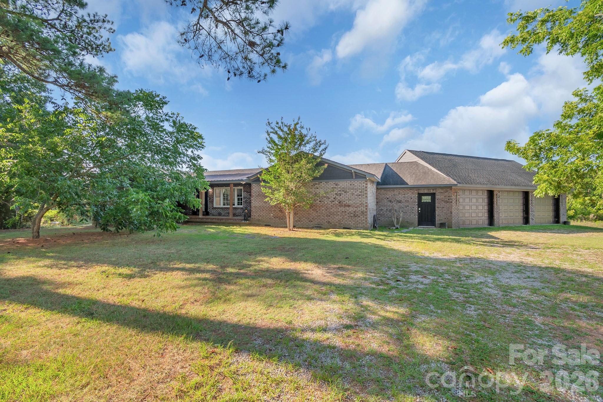 2248 Willie Usher Road Property Photo 4