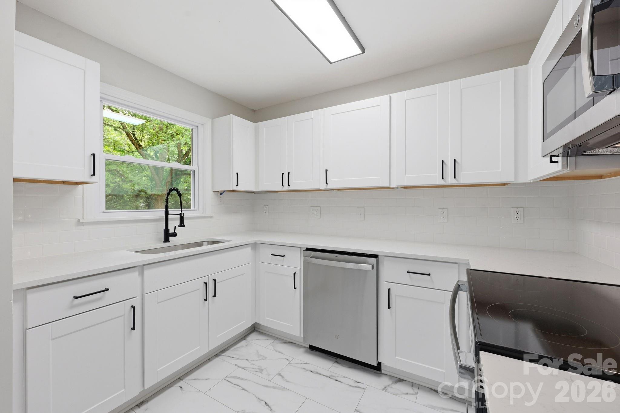 9430 Trinity Road Property Photo 10