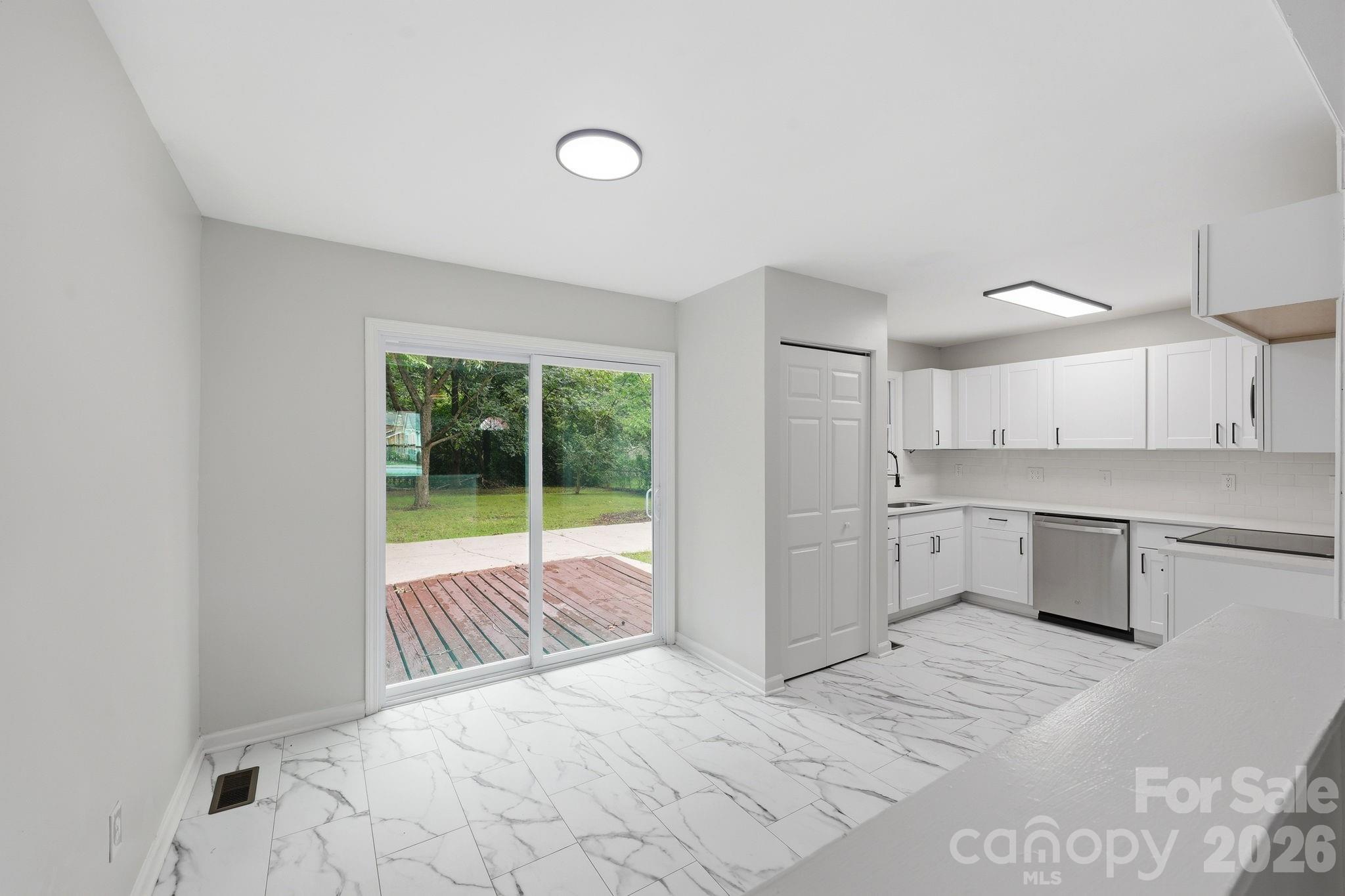 9430 Trinity Road Property Photo 14