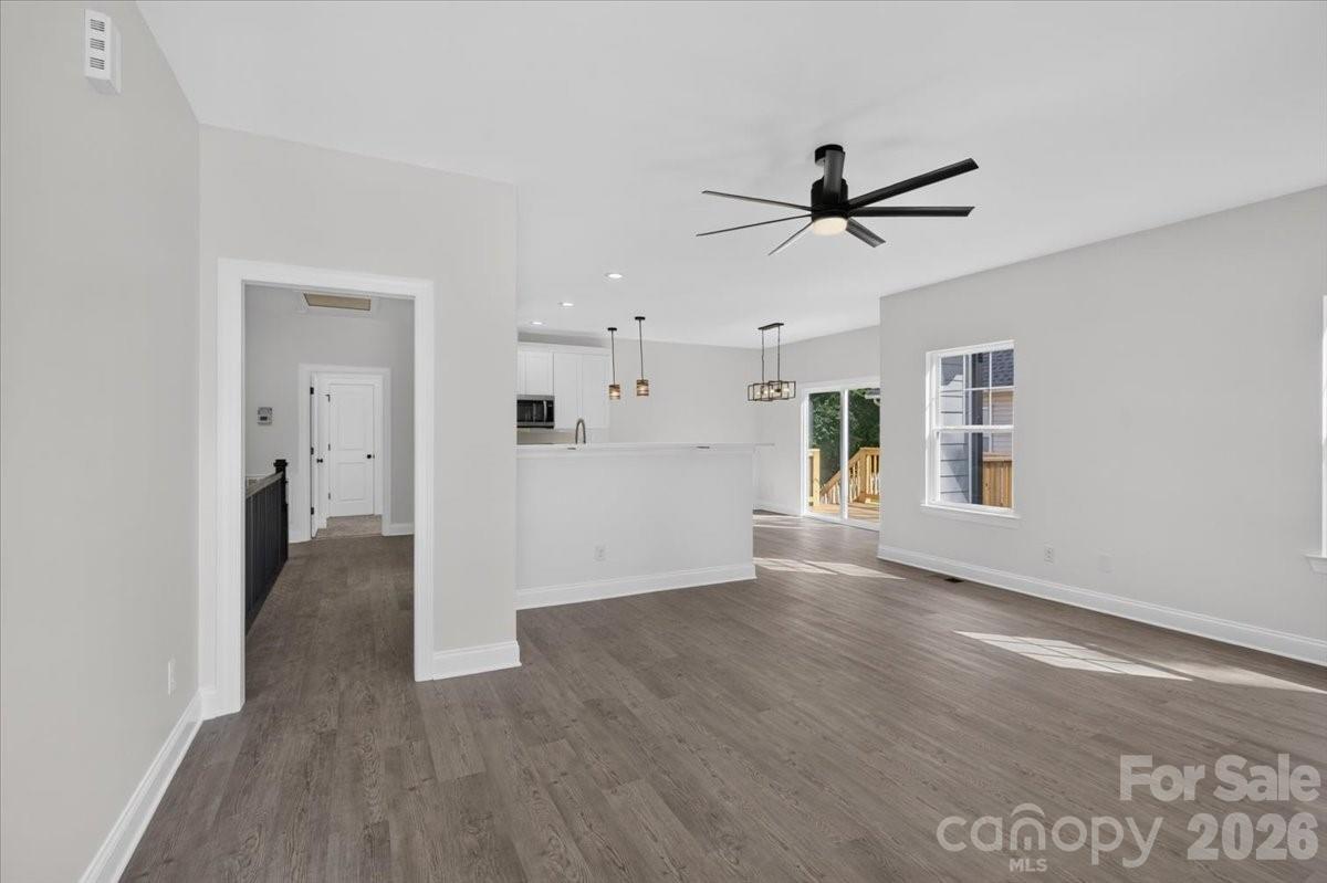 228 Hillside Avenue Property Photo 2