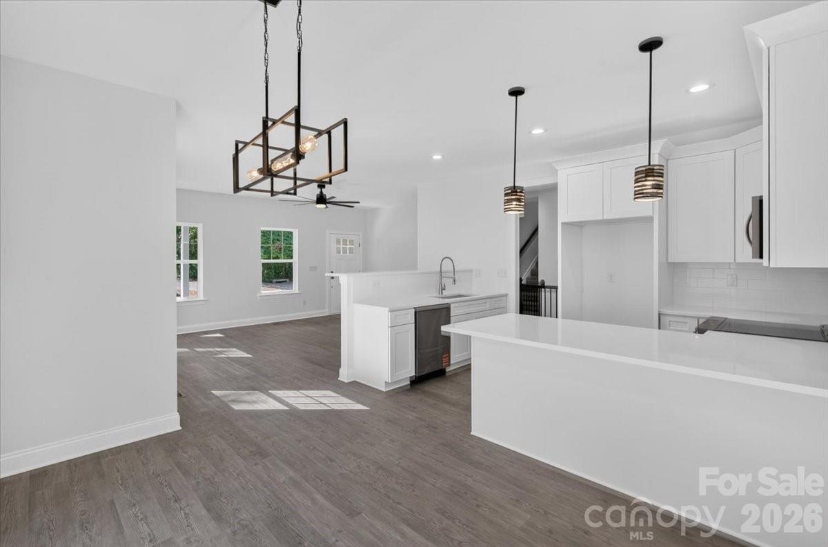 228 Hillside Avenue Property Photo 3