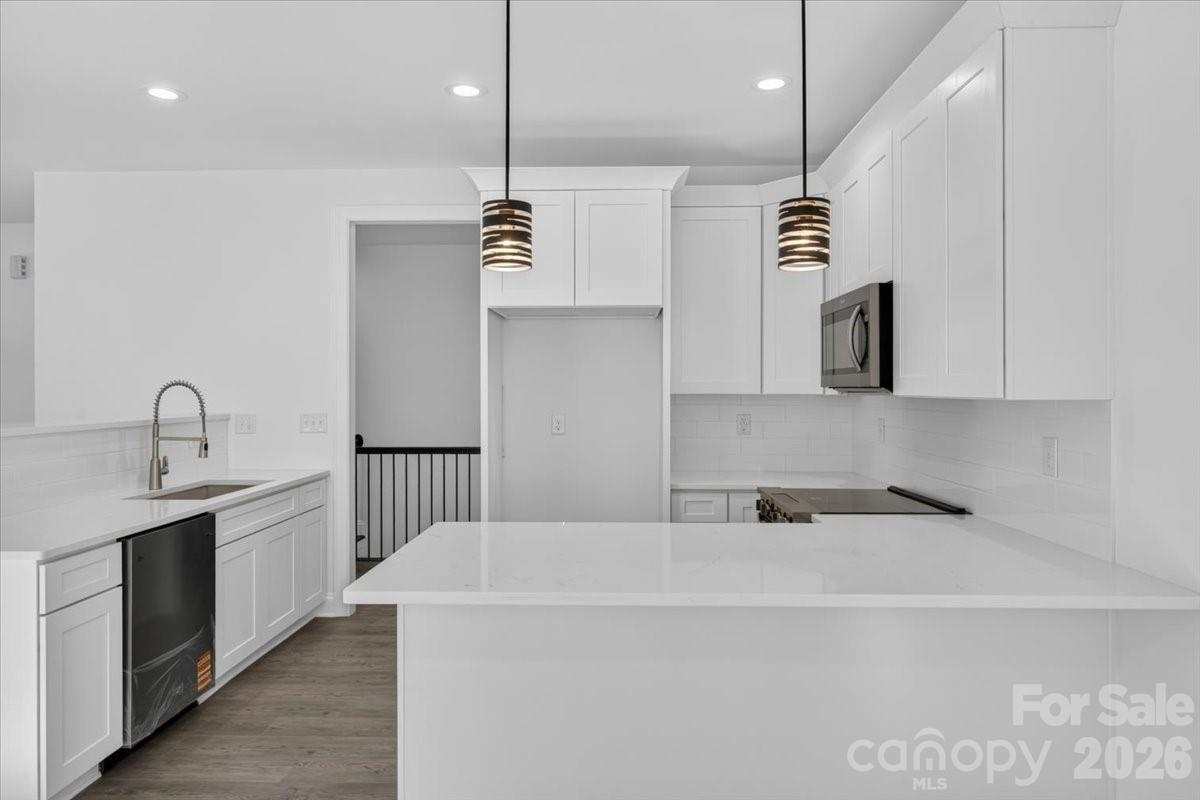 228 Hillside Avenue Property Photo 11