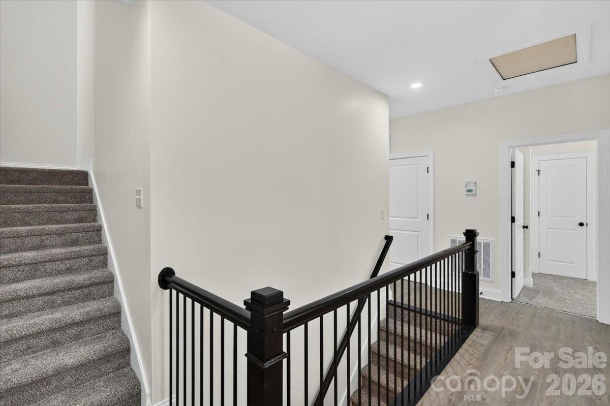 228 Hillside Avenue Property Photo 16