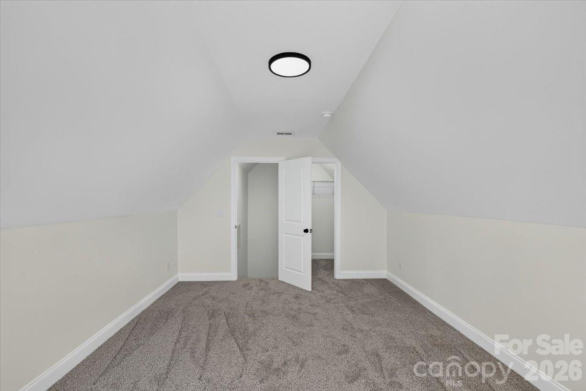 228 Hillside Avenue Property Photo 30