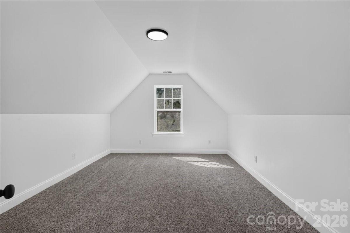 228 Hillside Avenue Property Photo 31