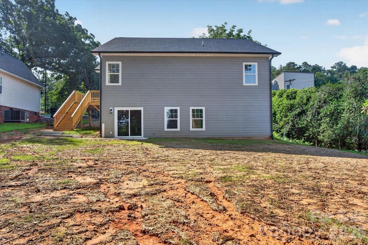 228 Hillside Avenue Property Photo 37