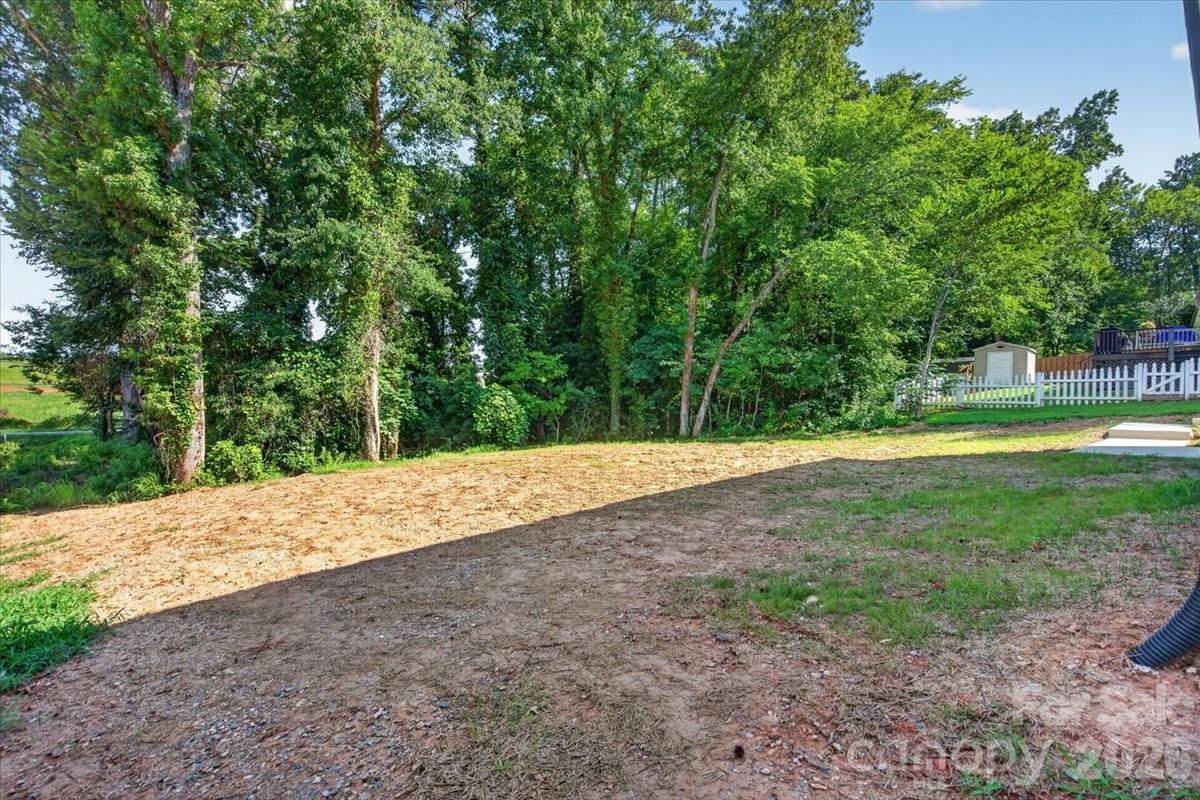 228 Hillside Avenue Property Photo 39
