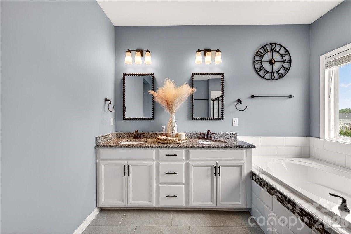 13106 Chopin Ridge Road Property Photo 24