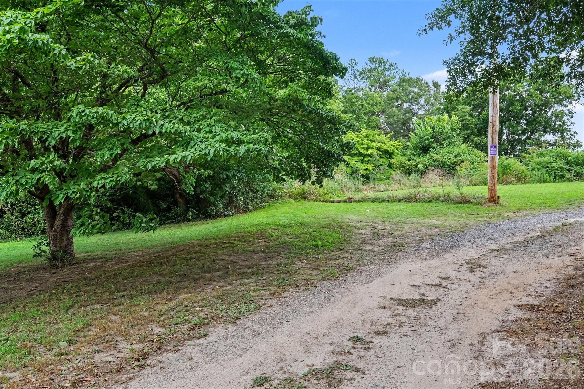 - Red Yam Farm Road Property Photo 2