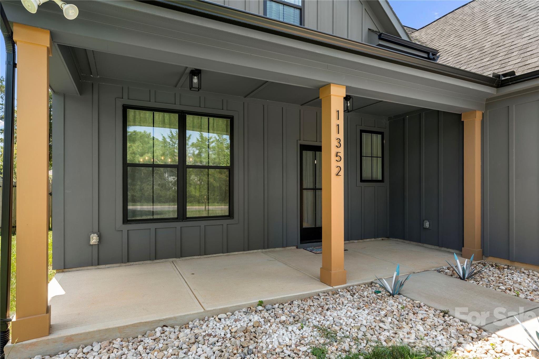 11352 Timber Ridge Road Property Photo 3