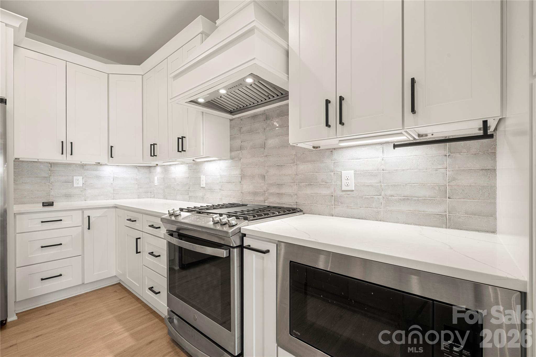 11352 Timber Ridge Road Property Photo 13