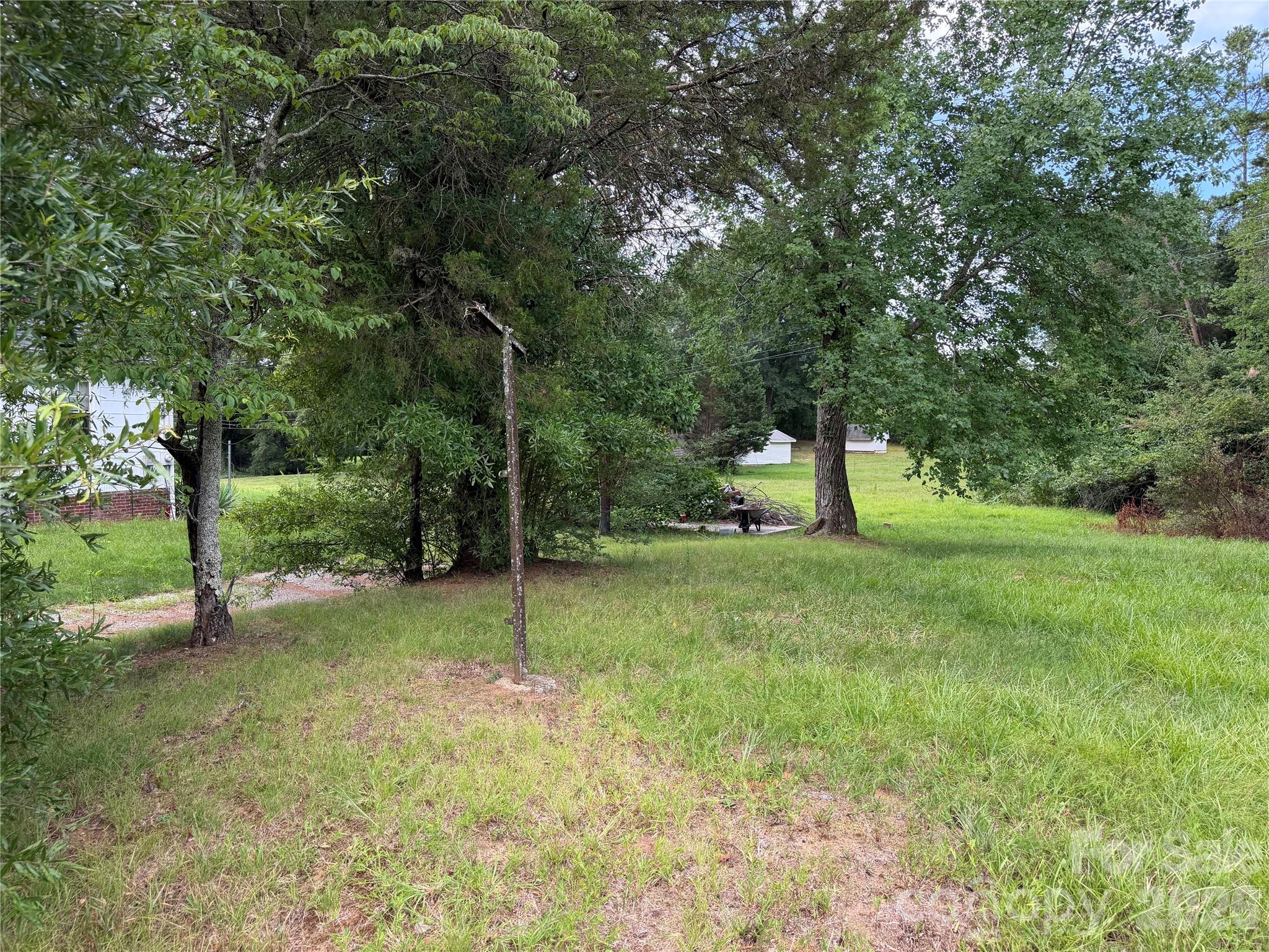 2607 20th Street Lane Property Photo 7