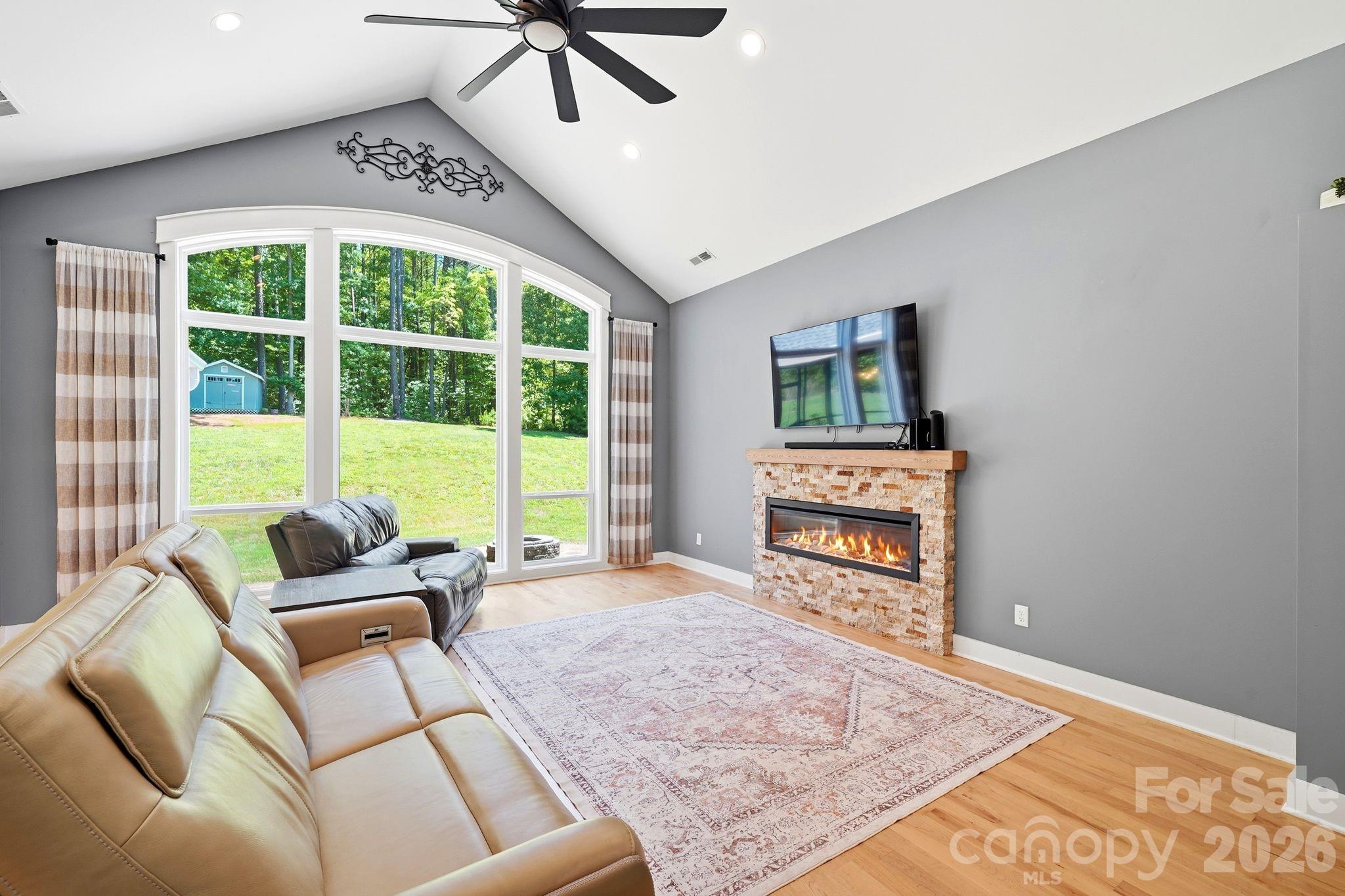 4072 Barbrick Street Property Photo 9