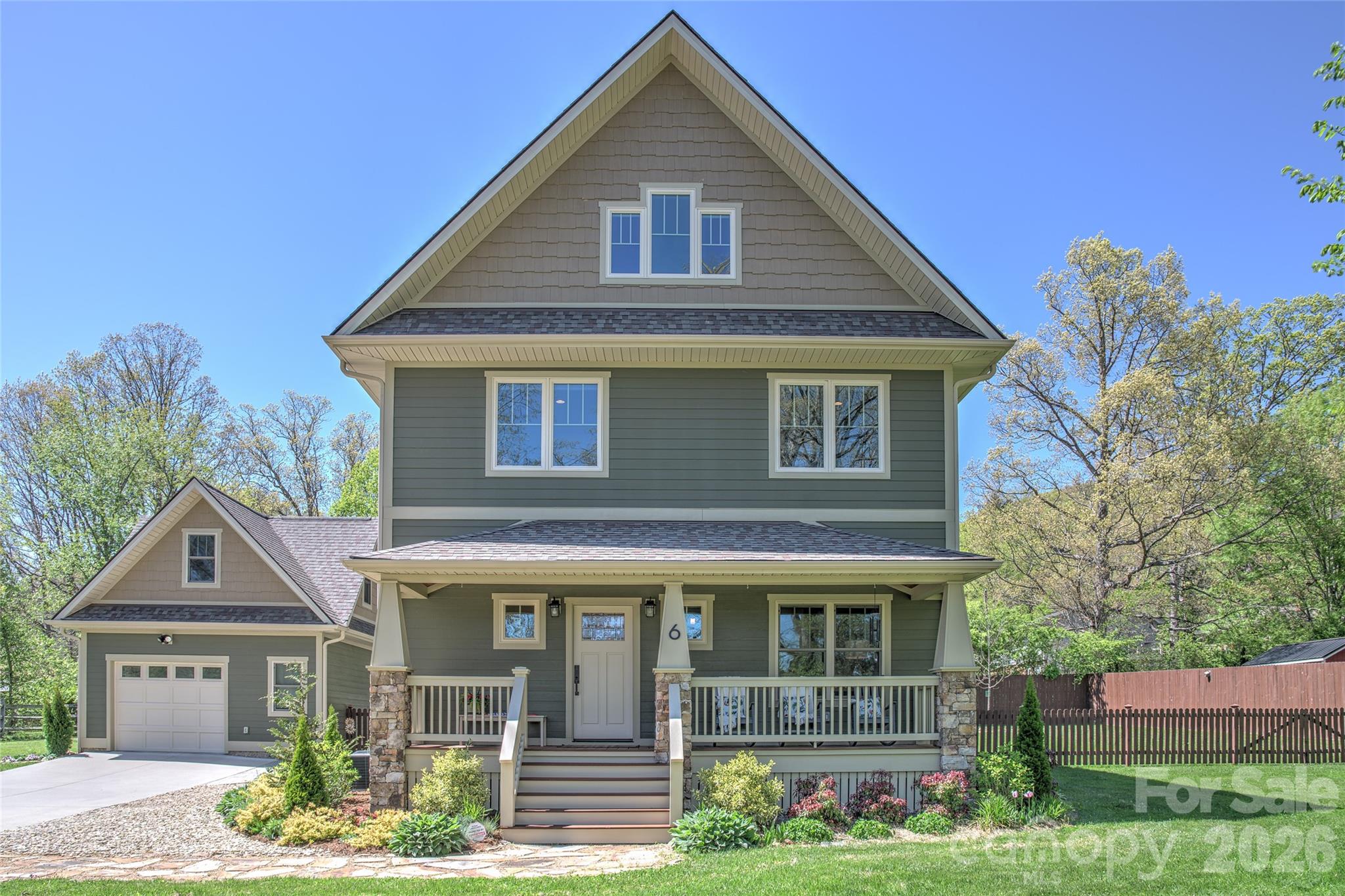 6 Hamlet Street Property Photo 1