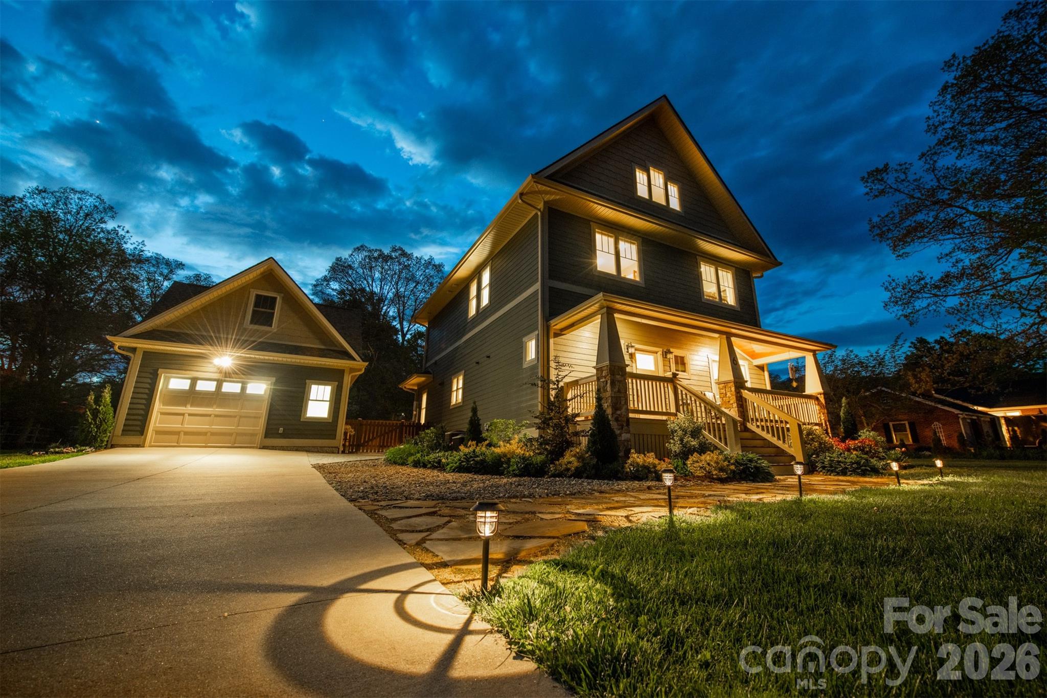 6 Hamlet Street Property Photo 3