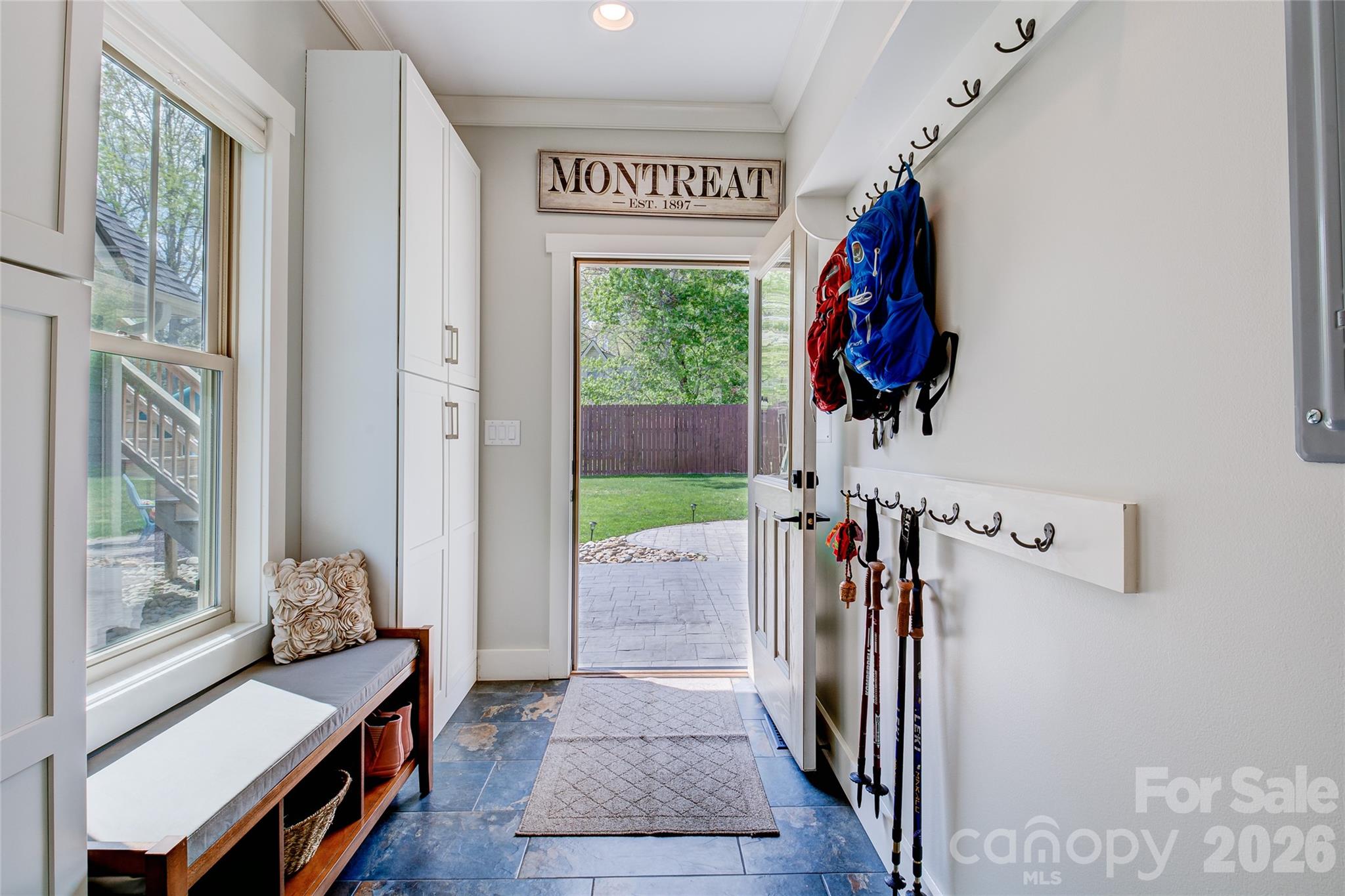 6 Hamlet Street Property Photo 18