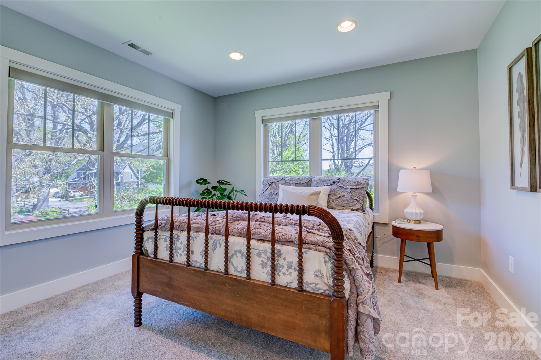 6 Hamlet Street Property Photo 29