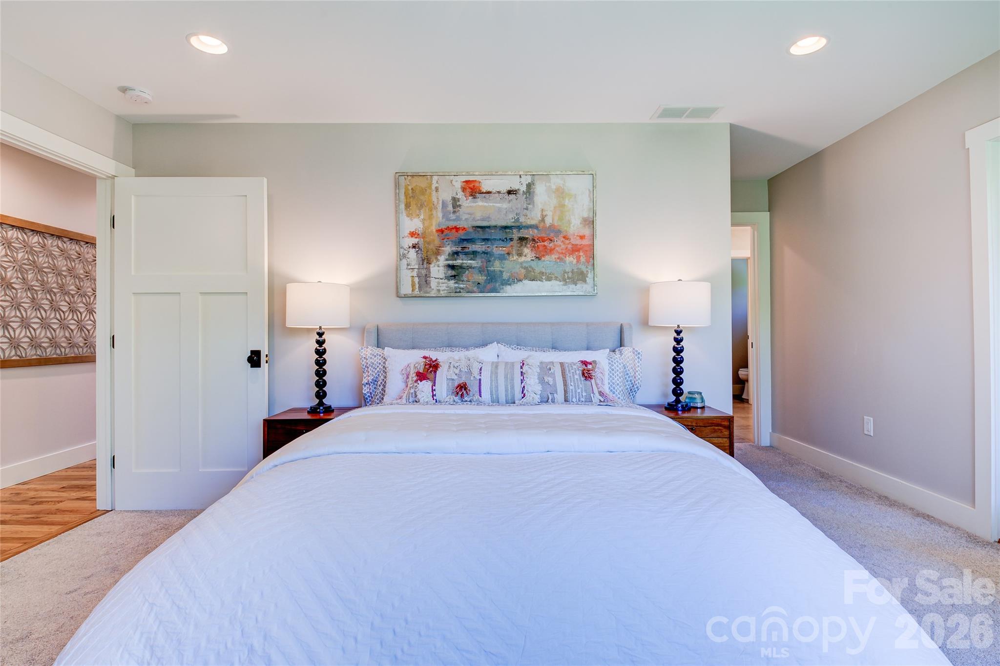 6 Hamlet Street Property Photo 35