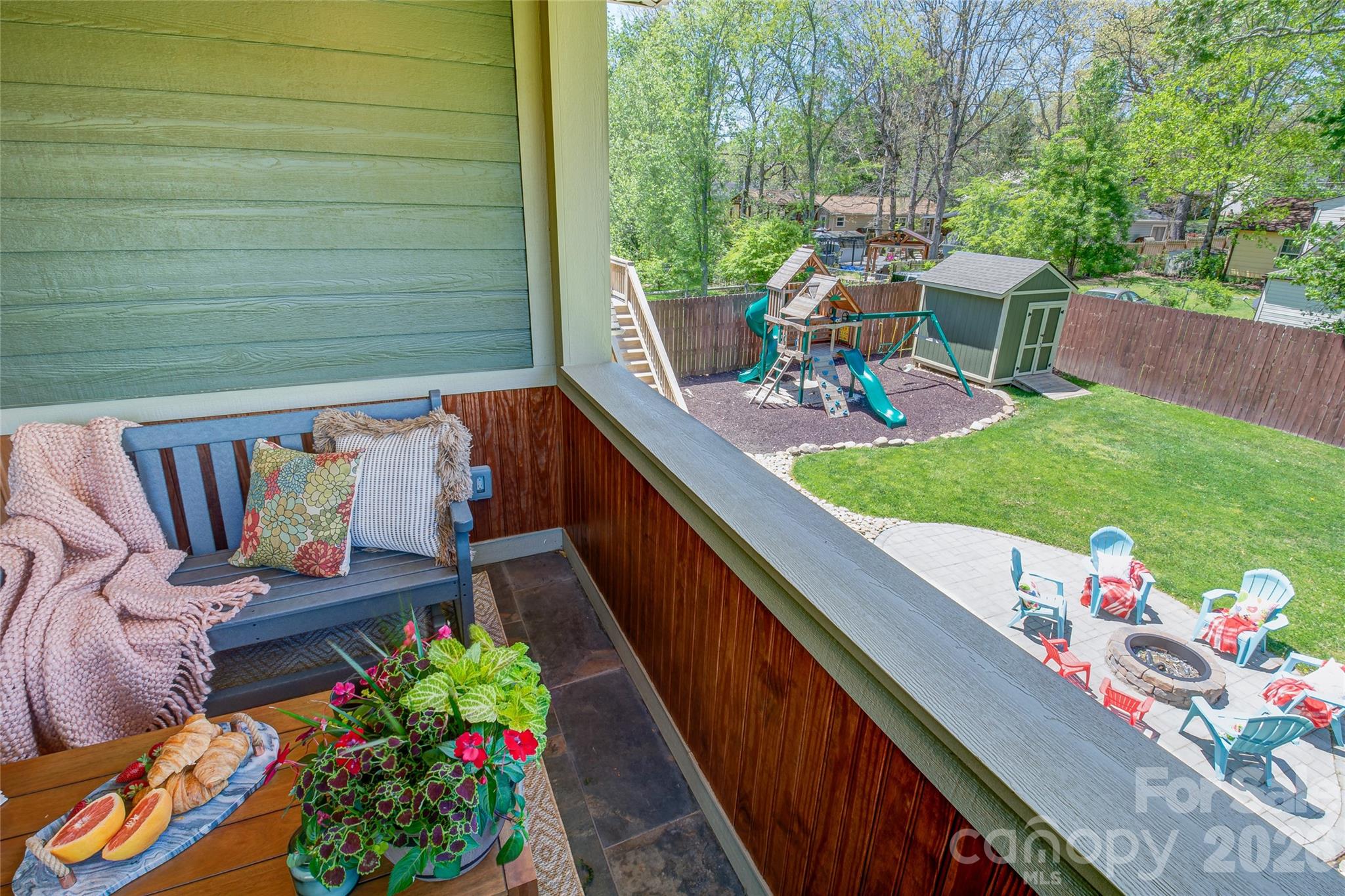 6 Hamlet Street Property Photo 41