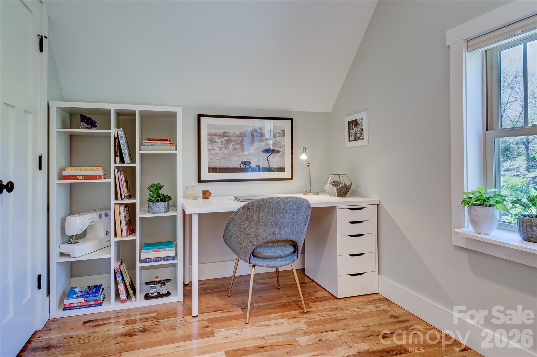 6 Hamlet Street Property Photo 42