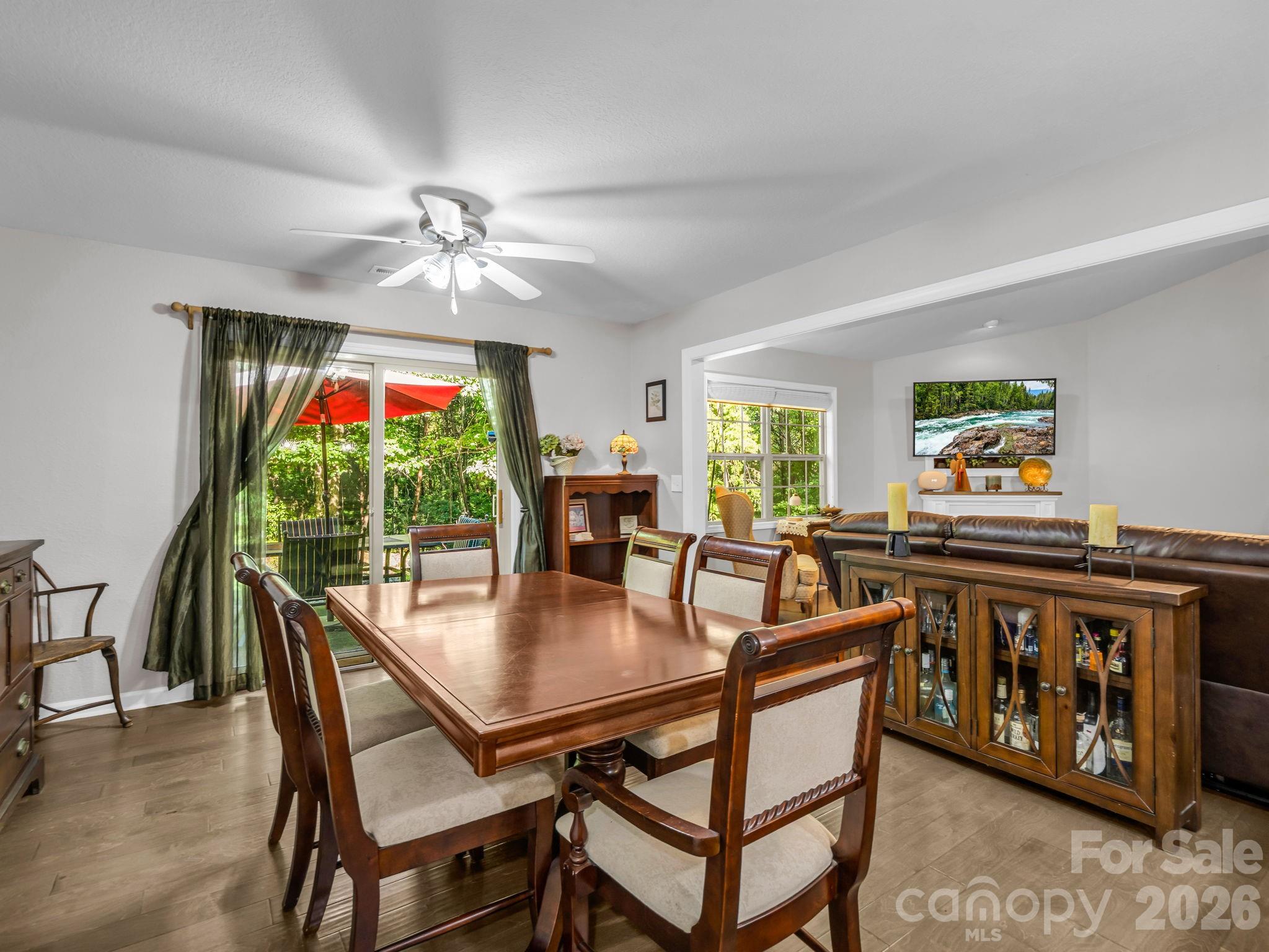 141 Dalton Court Property Photo 13
