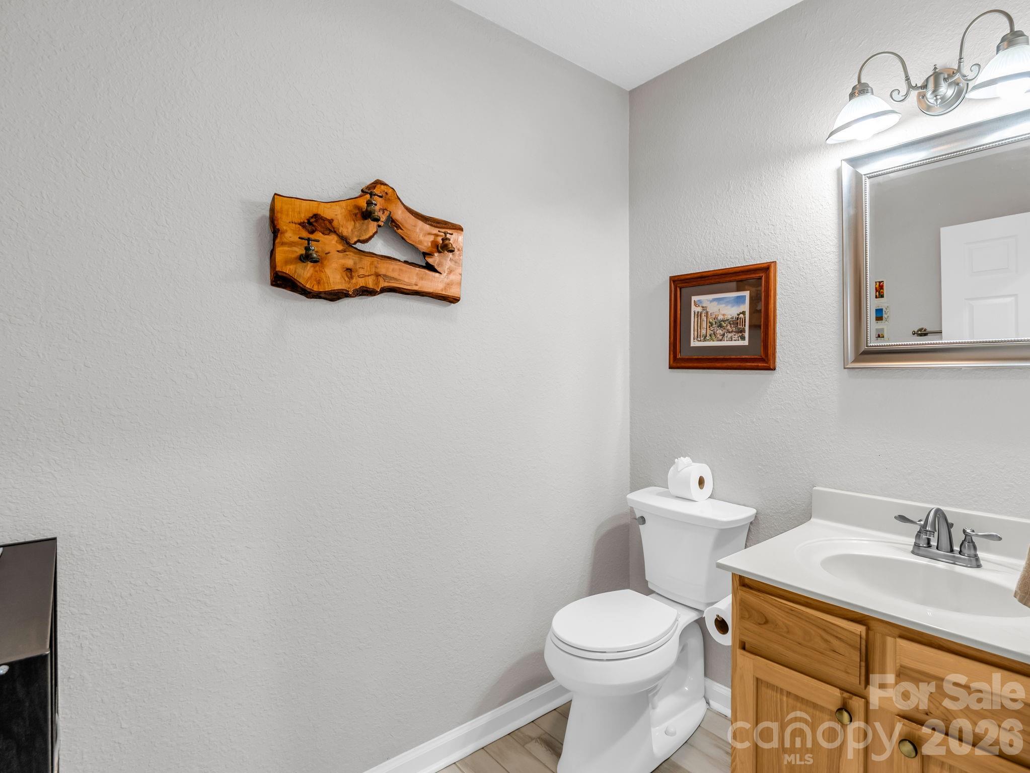 141 Dalton Court Property Photo 34