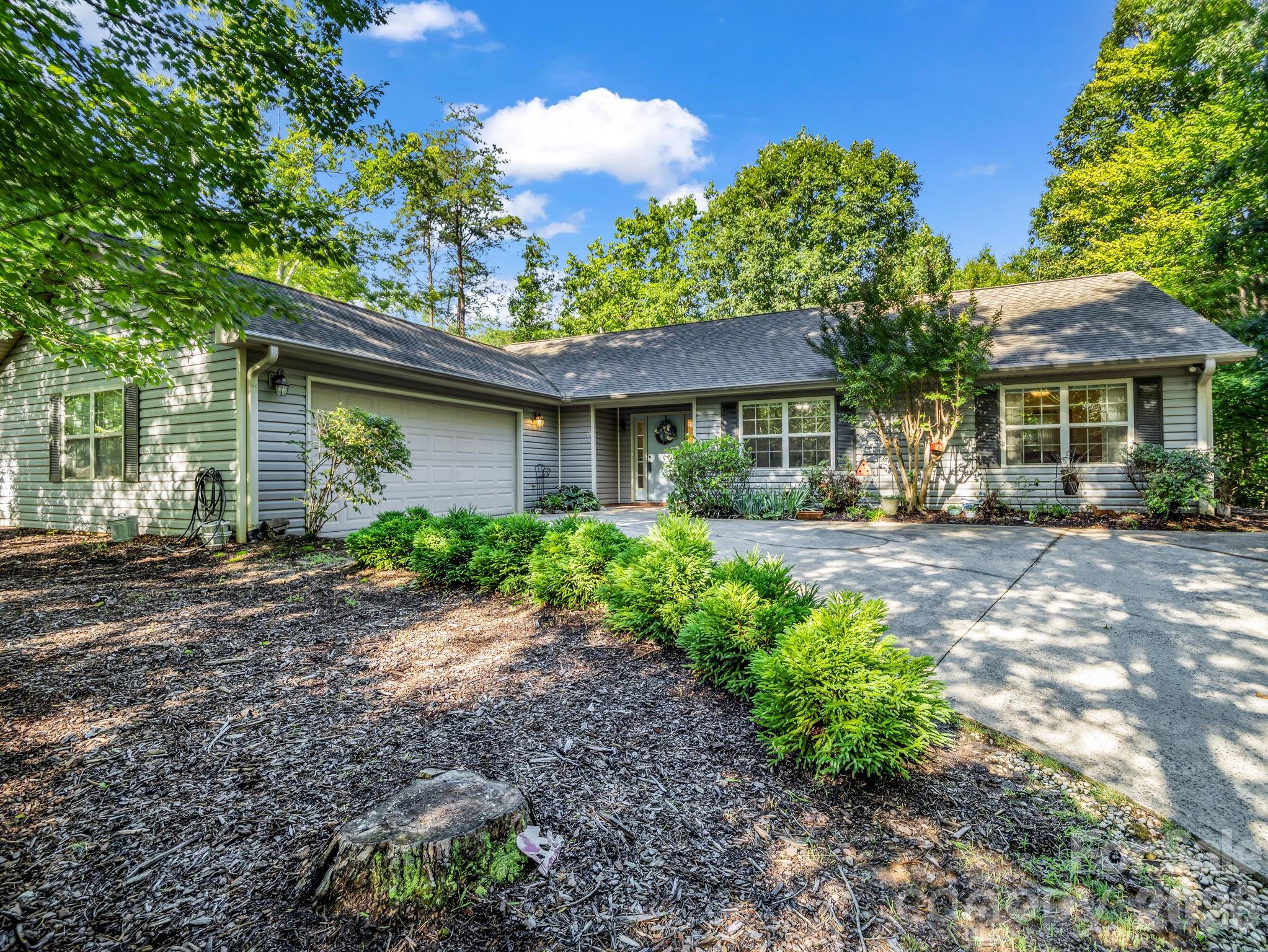 141 Dalton Court Property Photo 41