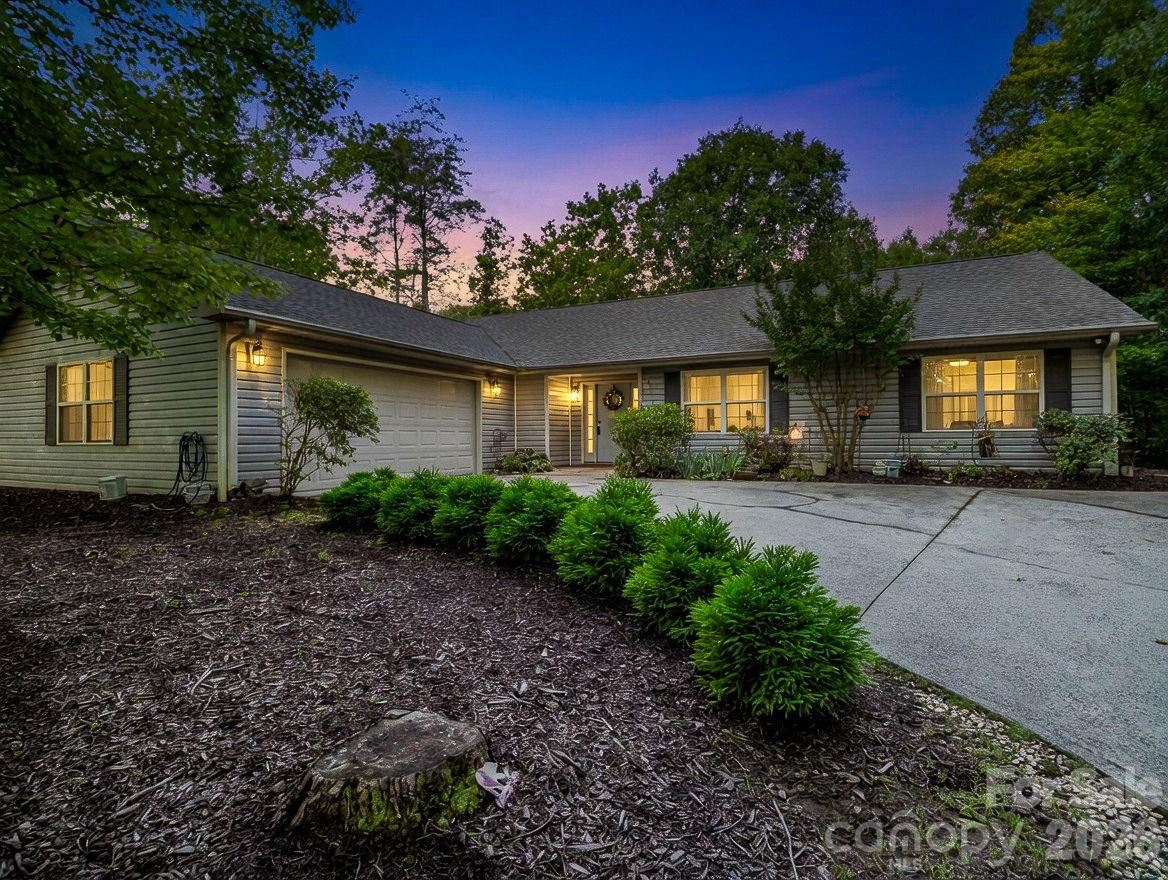 141 Dalton Court Property Photo 43