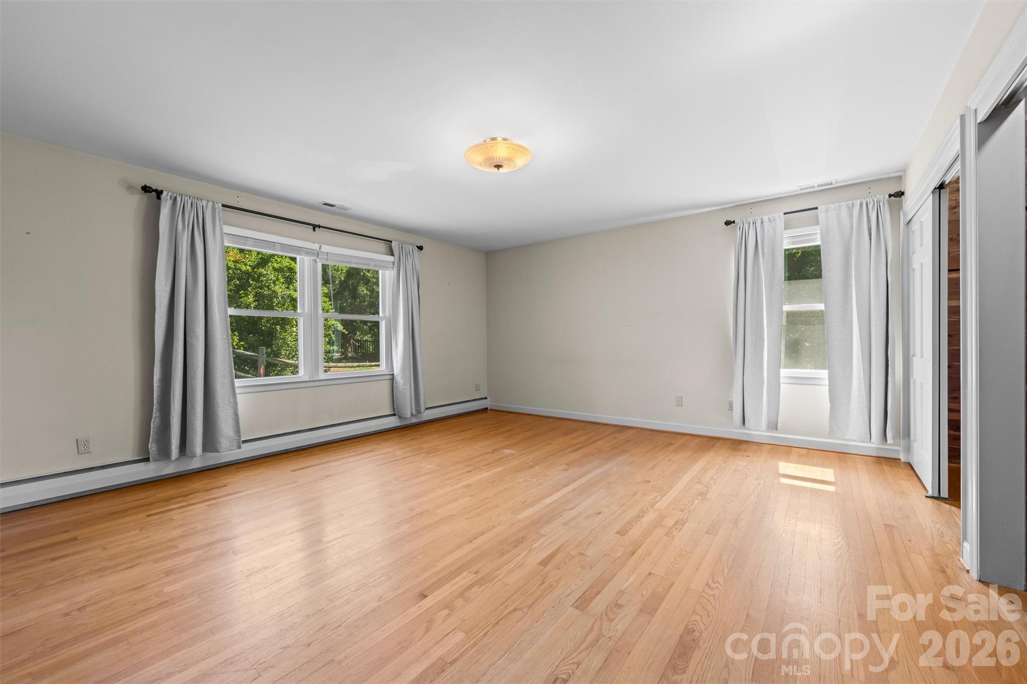 21 Hamburg Drive Property Photo 17