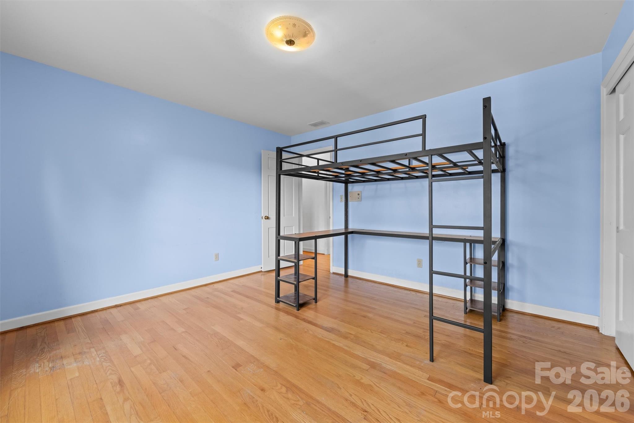 21 Hamburg Drive Property Photo 23