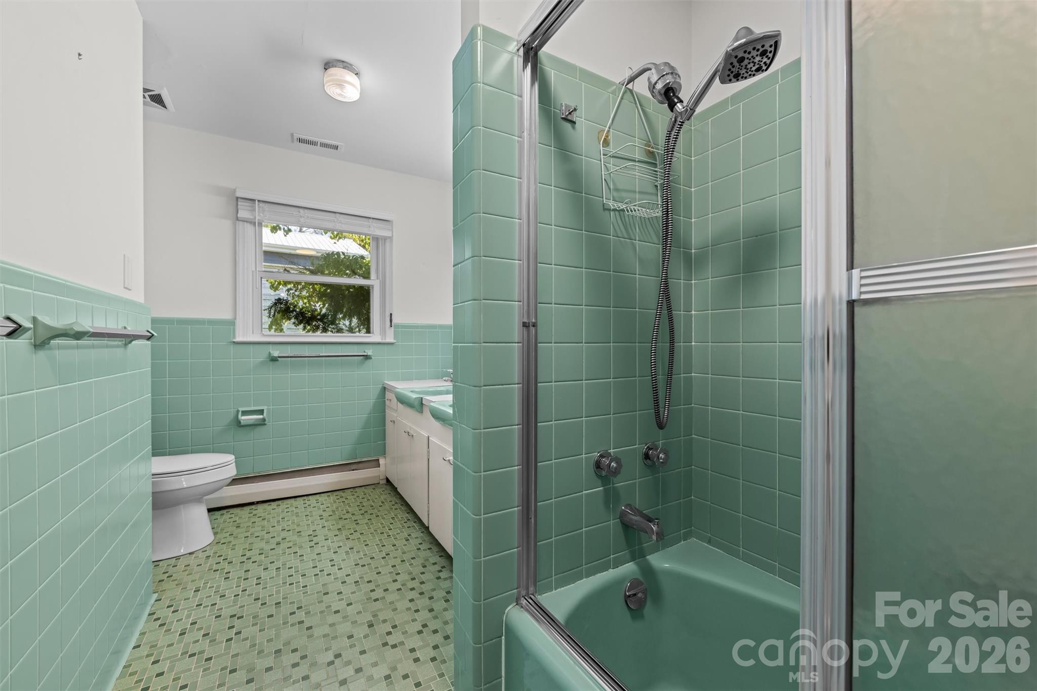 21 Hamburg Drive Property Photo 25