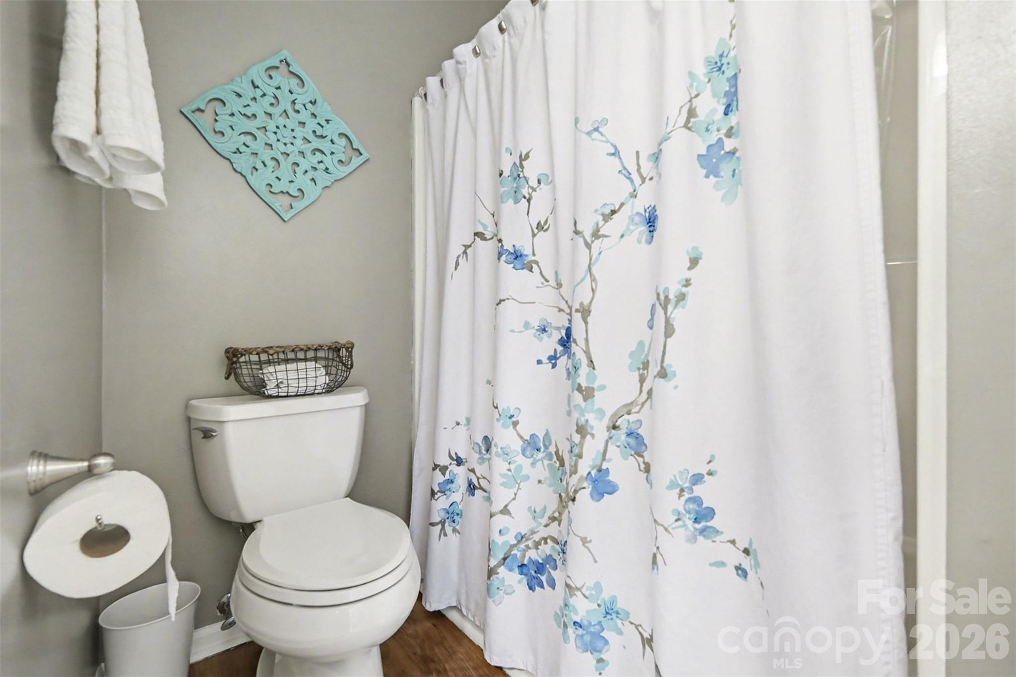 6323 Pine Hollow Drive Property Photo 16