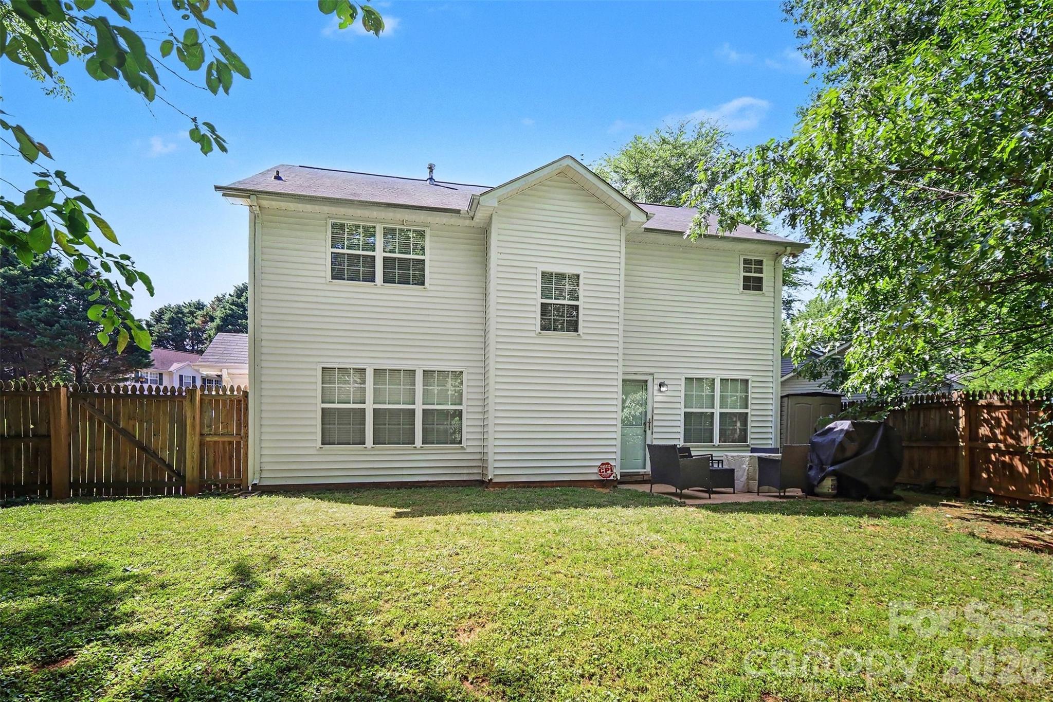 6323 Pine Hollow Drive Property Photo 27