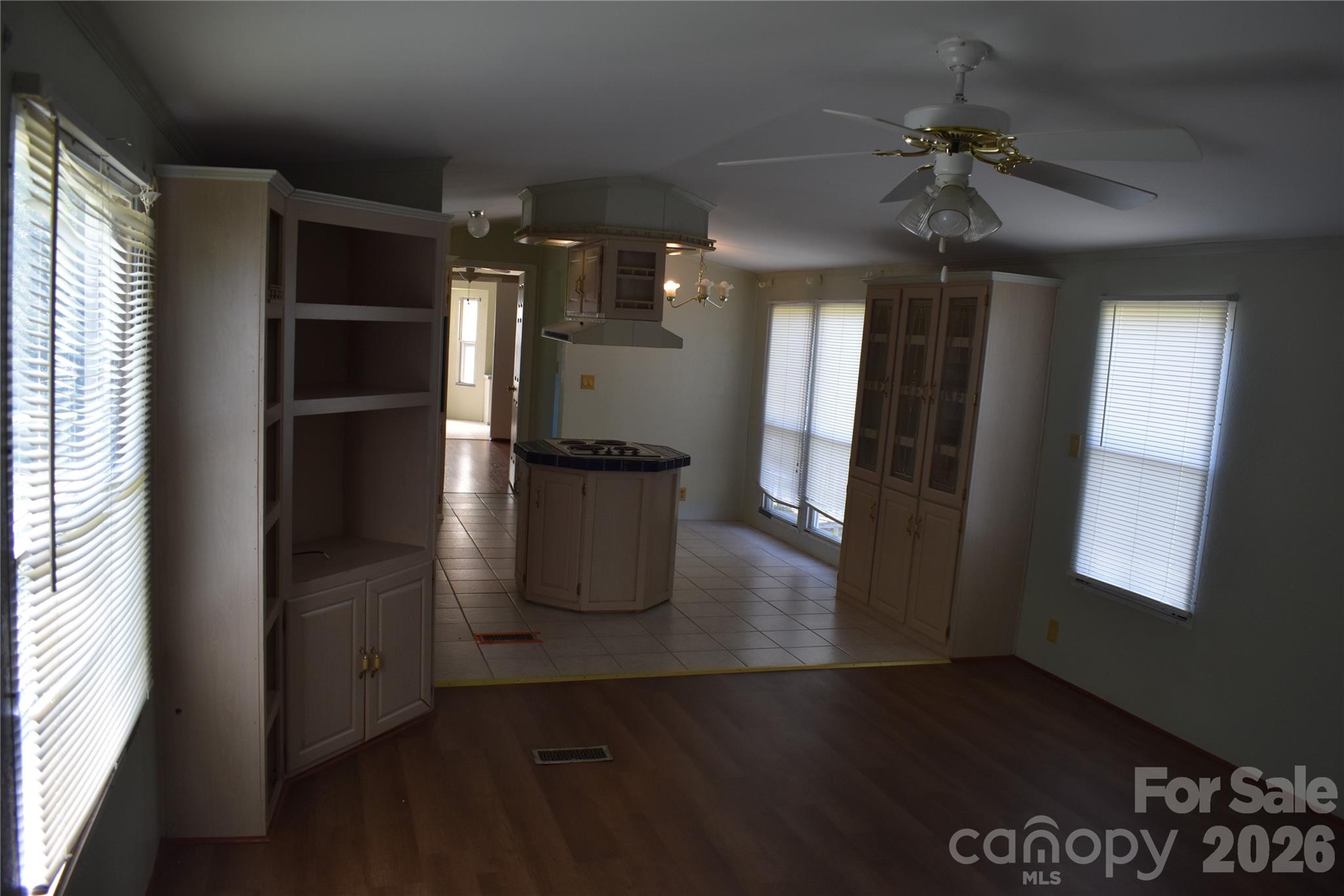69 Woodmont Drive Property Photo 9
