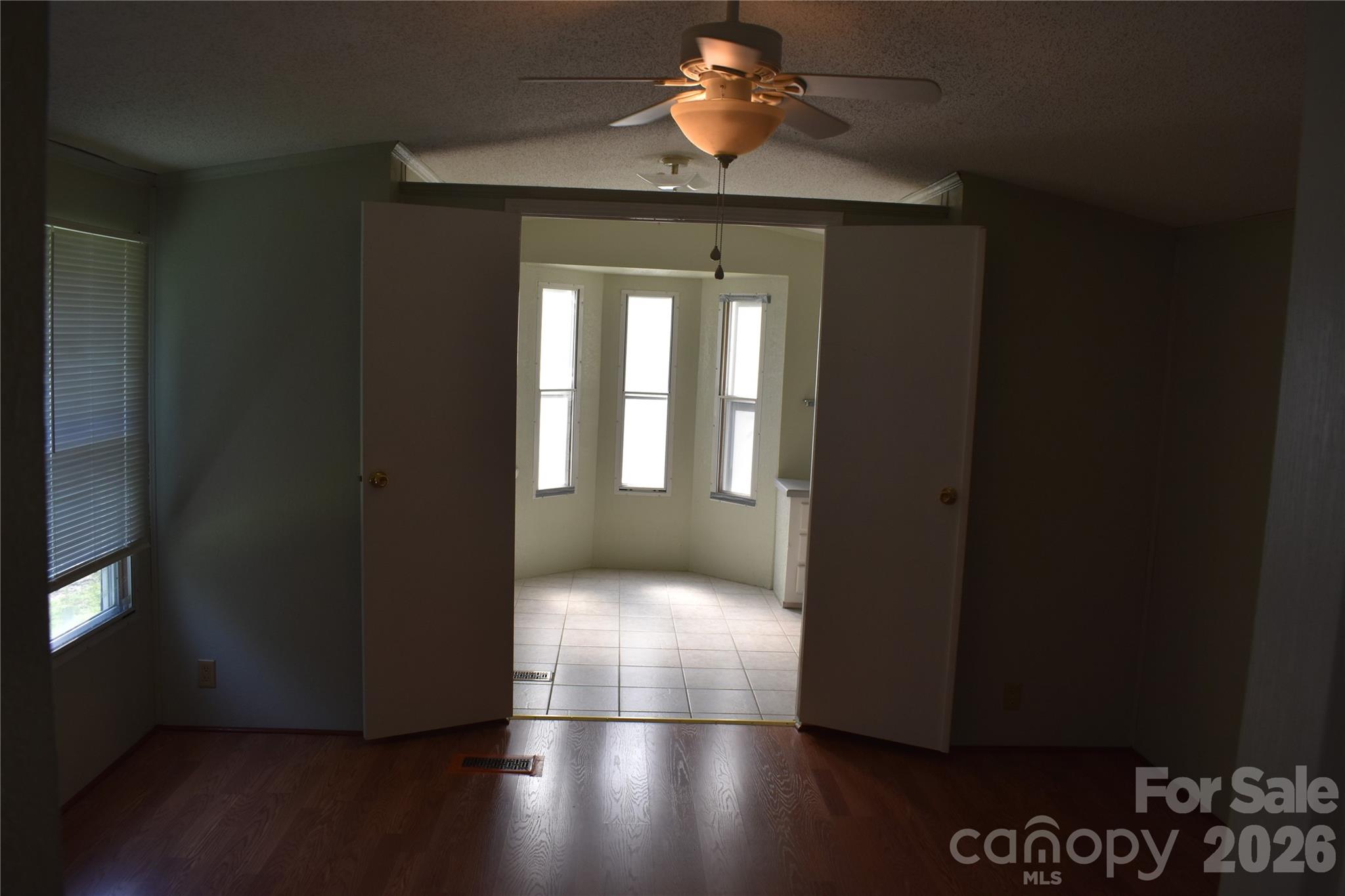 69 Woodmont Drive Property Photo 11