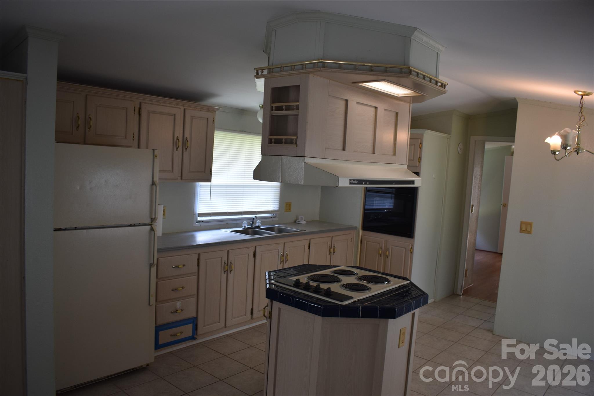 69 Woodmont Drive Property Photo 13
