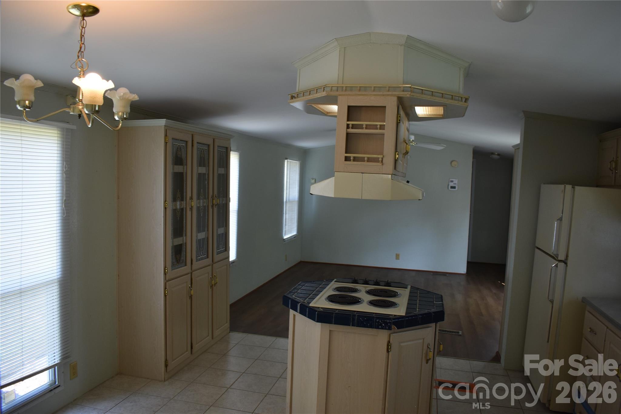 69 Woodmont Drive Property Photo 15