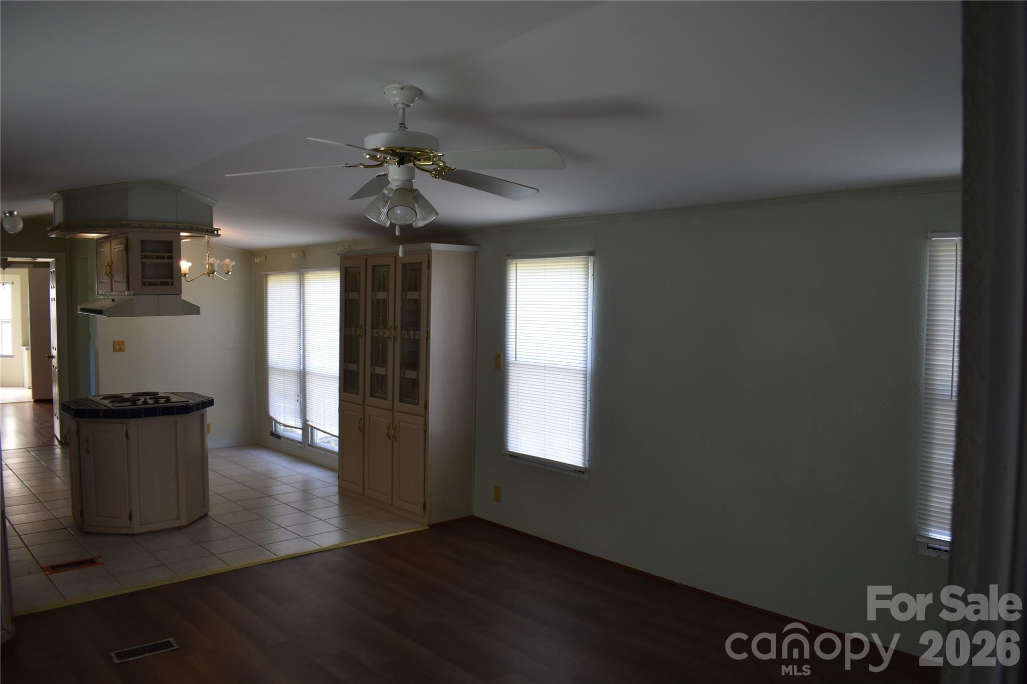 69 Woodmont Drive Property Photo 18