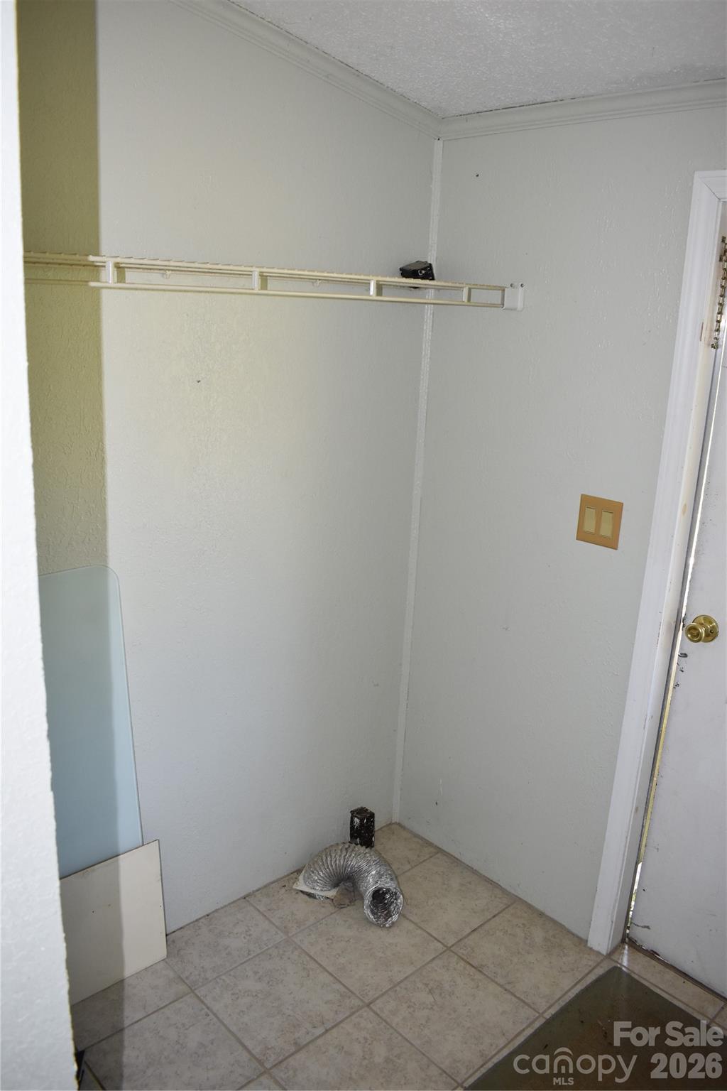 69 Woodmont Drive Property Photo 28