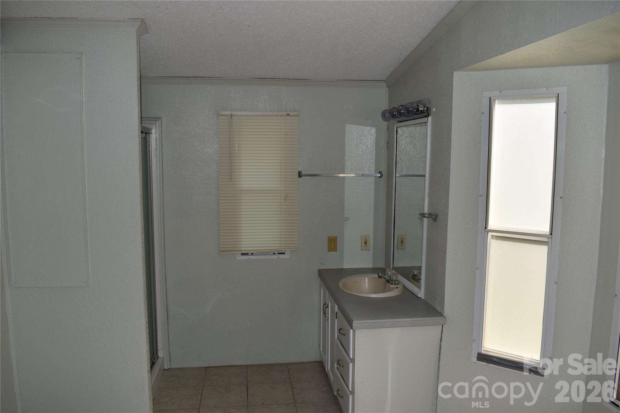69 Woodmont Drive Property Photo 34