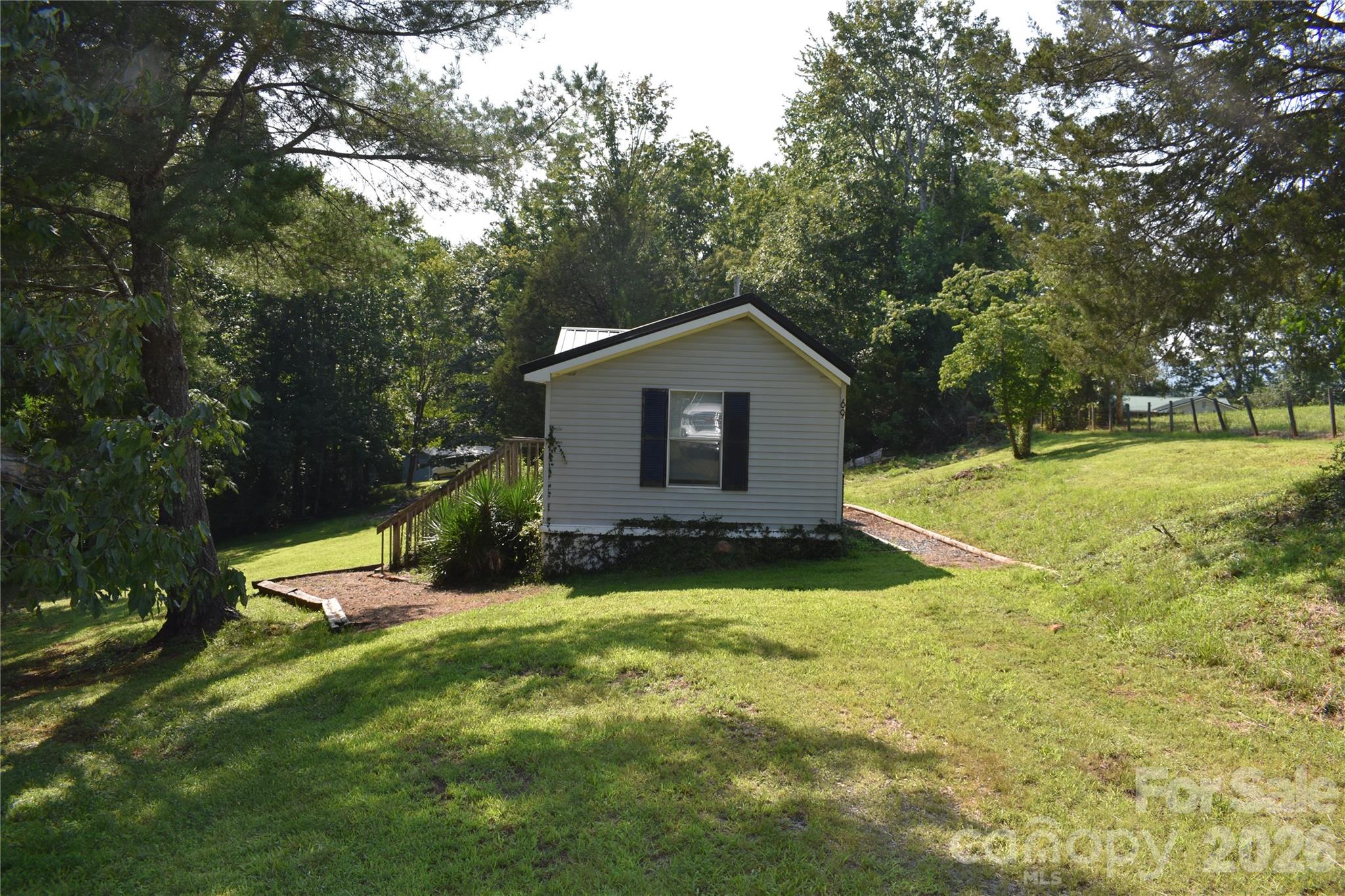 69 Woodmont Drive Property Photo 41
