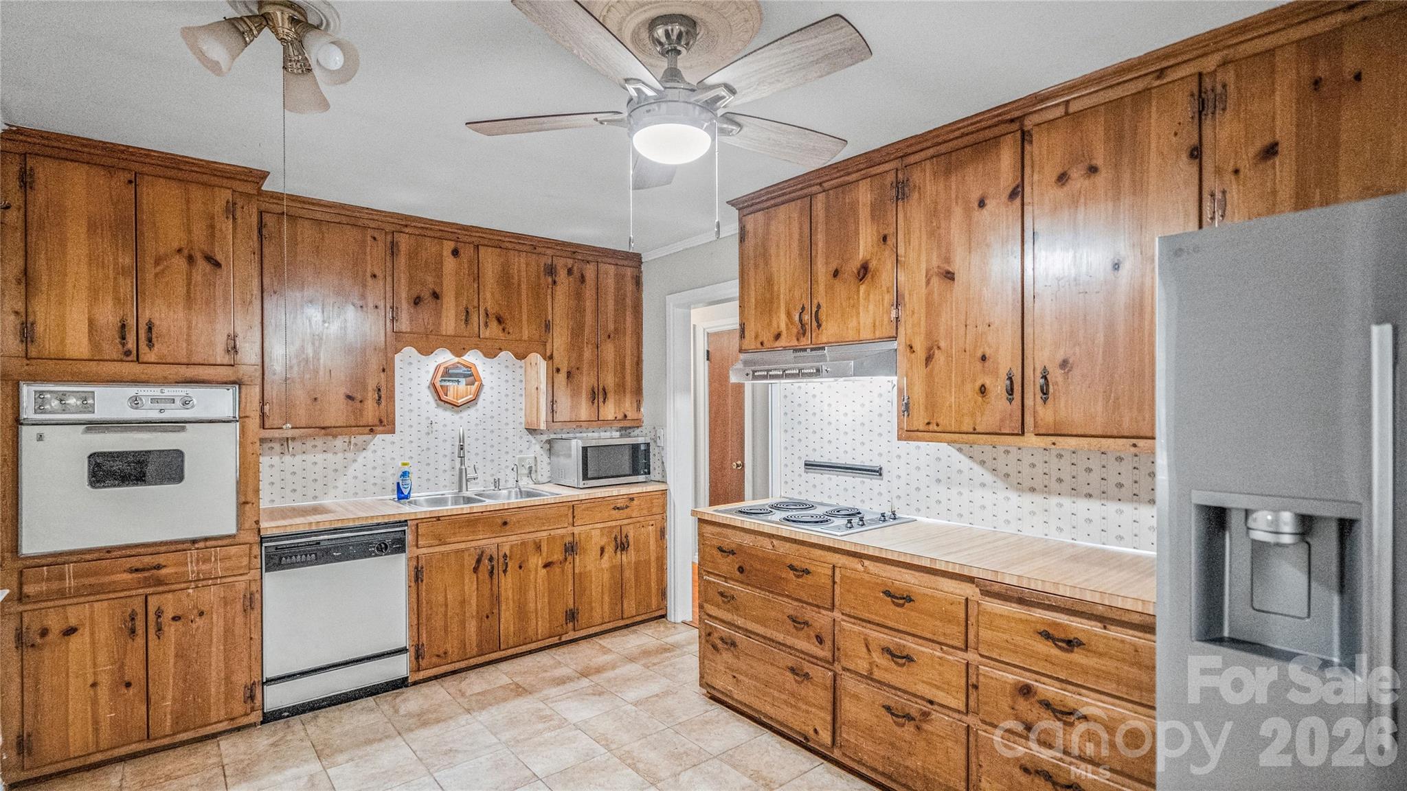 41 Elm Street Property Photo 13