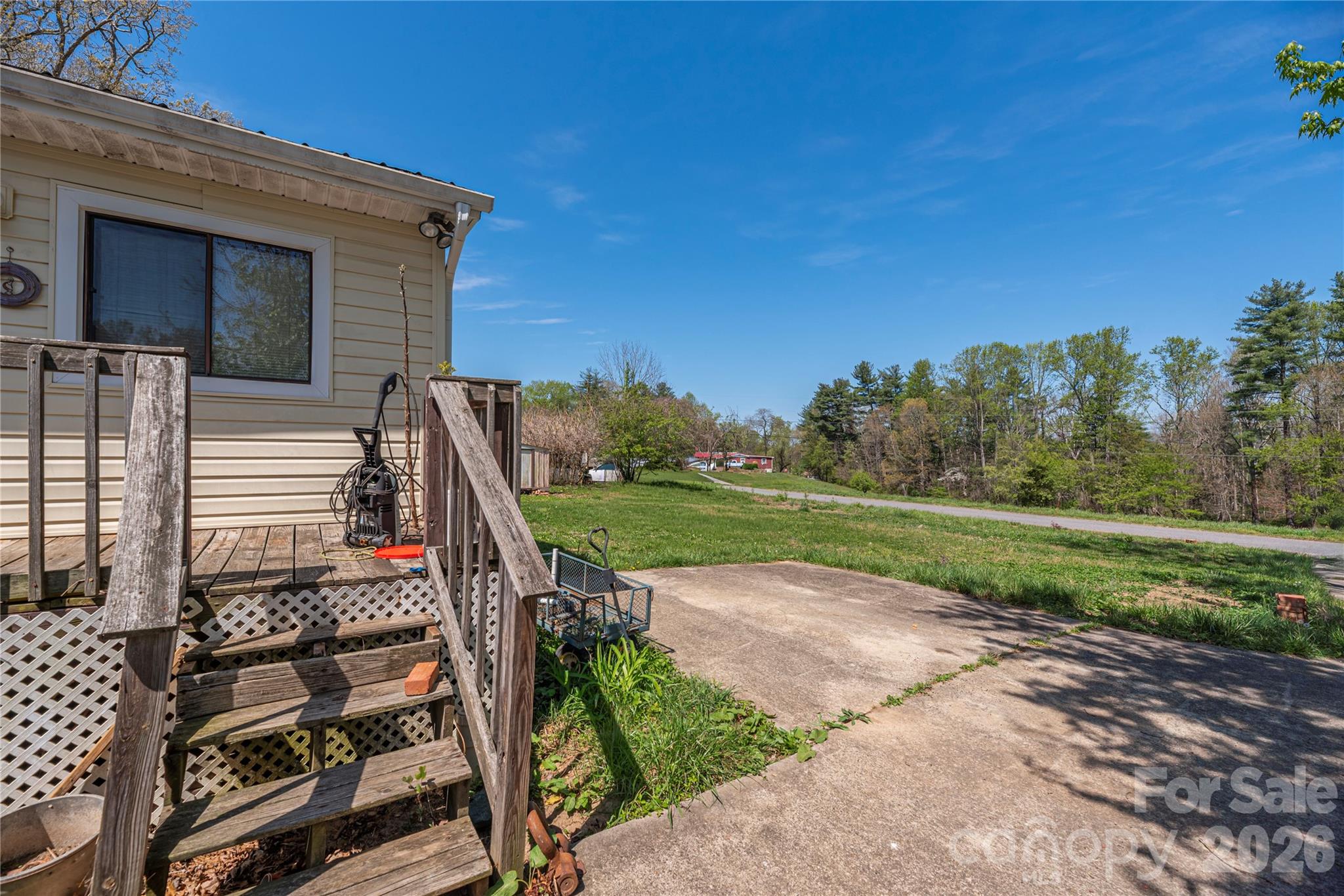 11 E Porter Road Property Photo 3