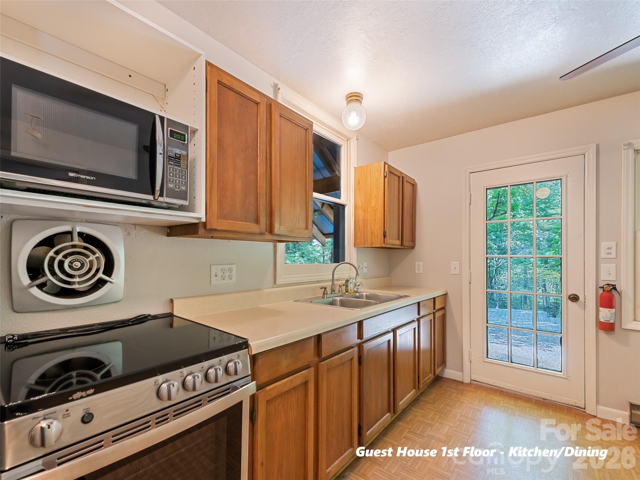 80 Merrie Way Property Photo 41
